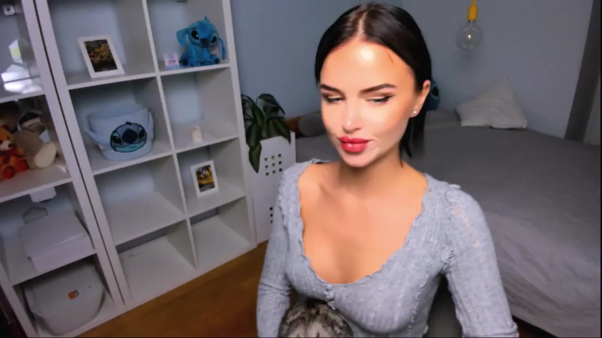 Gallery image thumbnail from Jennifercutie's myfreecams stream on, 10/02/2024, 18:15 image 9 of 20