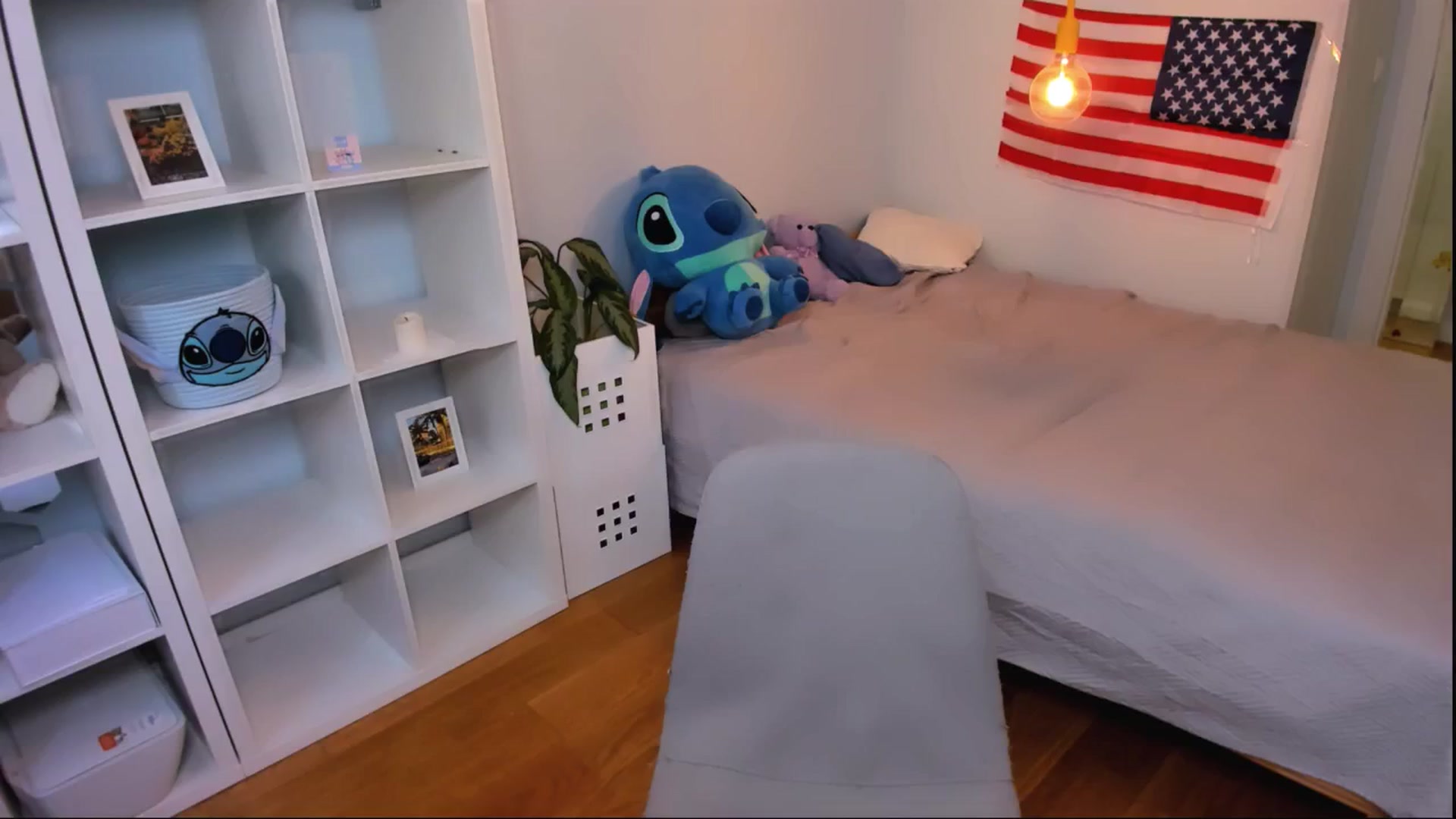Gallery image thumbnail from Jennifercutie's myfreecams stream on, 10/16/2024, 14:26 image 15 of 20
