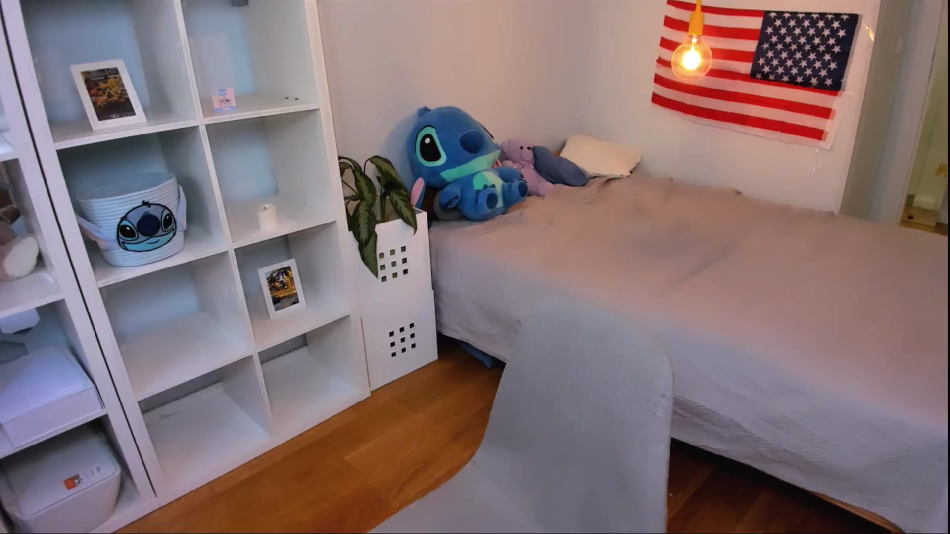 Gallery image thumbnail from Jennifercutie's myfreecams stream on, 10/16/2024, 14:26 image 12 of 20