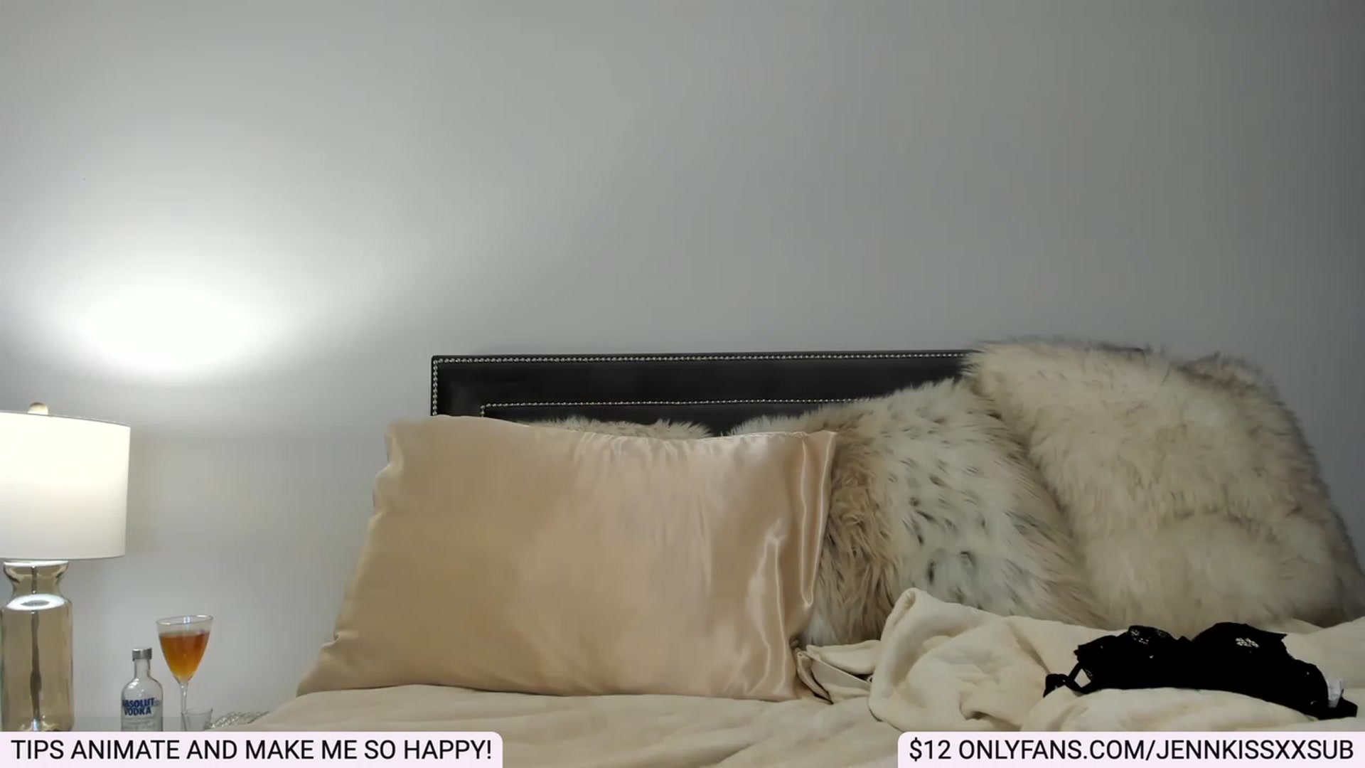 Gallery image thumbnail from JennkissxxSUB's myfreecams stream on, 01/27/2023, 11:10 image 1 of 20