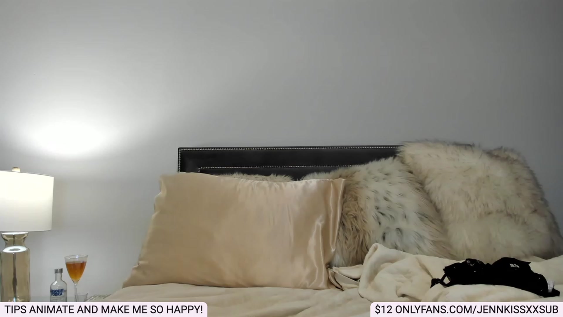 Gallery image thumbnail from JennkissxxSUB's myfreecams stream on, 01/27/2023, 11:10 image 5 of 20