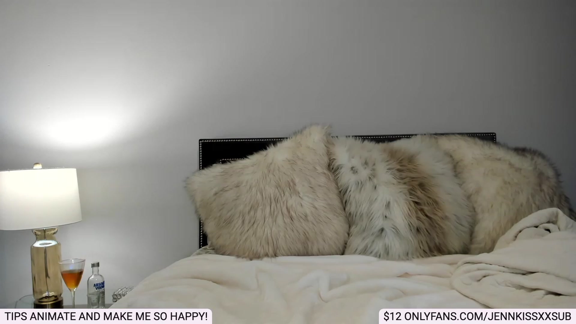 Gallery image thumbnail from JennkissxxSUB's myfreecams stream on, 01/28/2023, 11:37 image 13 of 20