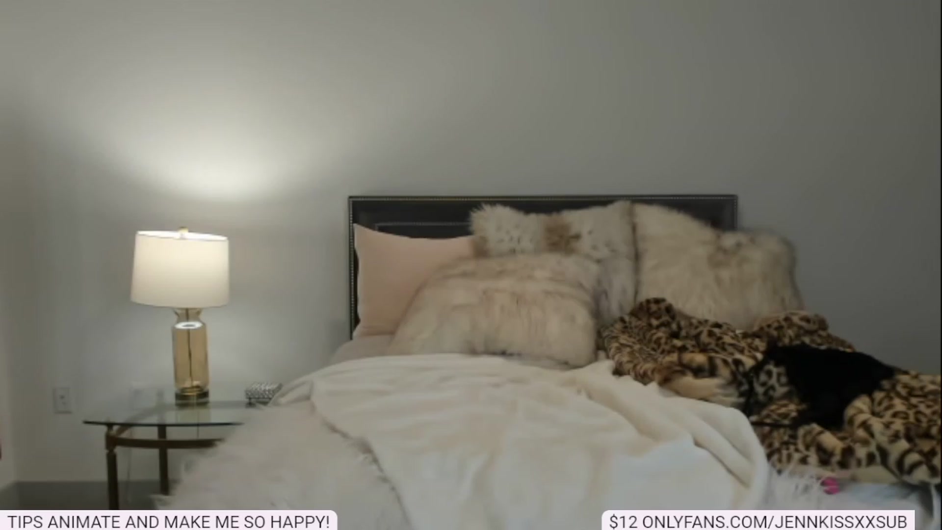 Gallery image thumbnail from JennkissxxSUB's myfreecams stream on, 02/13/2023, 11:30 image 9 of 20