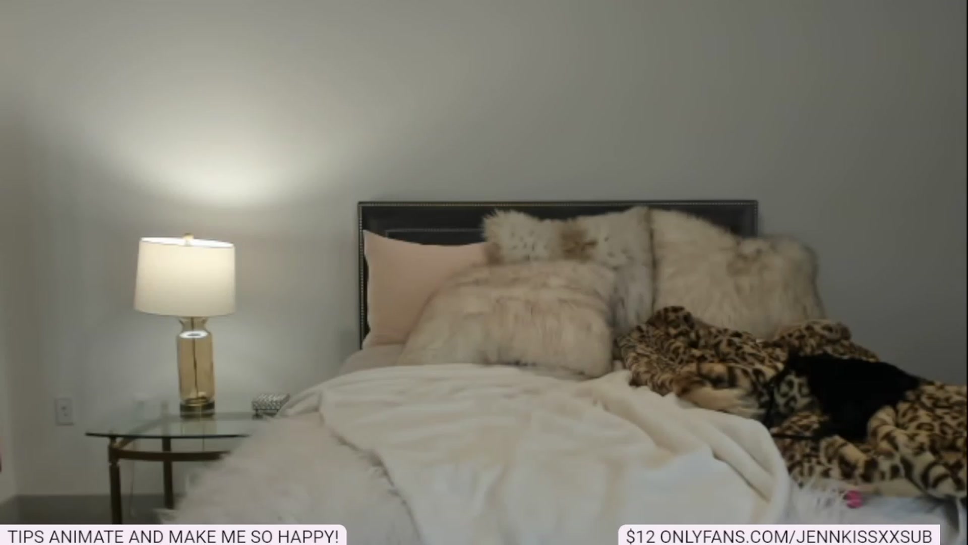 Gallery image thumbnail from JennkissxxSUB's myfreecams stream on, 02/13/2023, 11:30 image 6 of 20