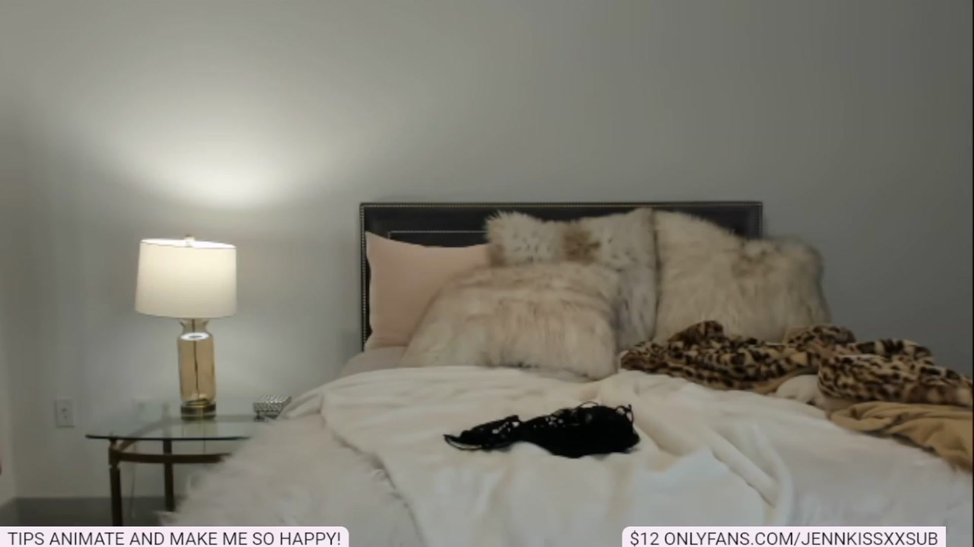 Gallery image thumbnail from JennkissxxSUB's myfreecams stream on, 02/13/2023, 11:30 image 14 of 20