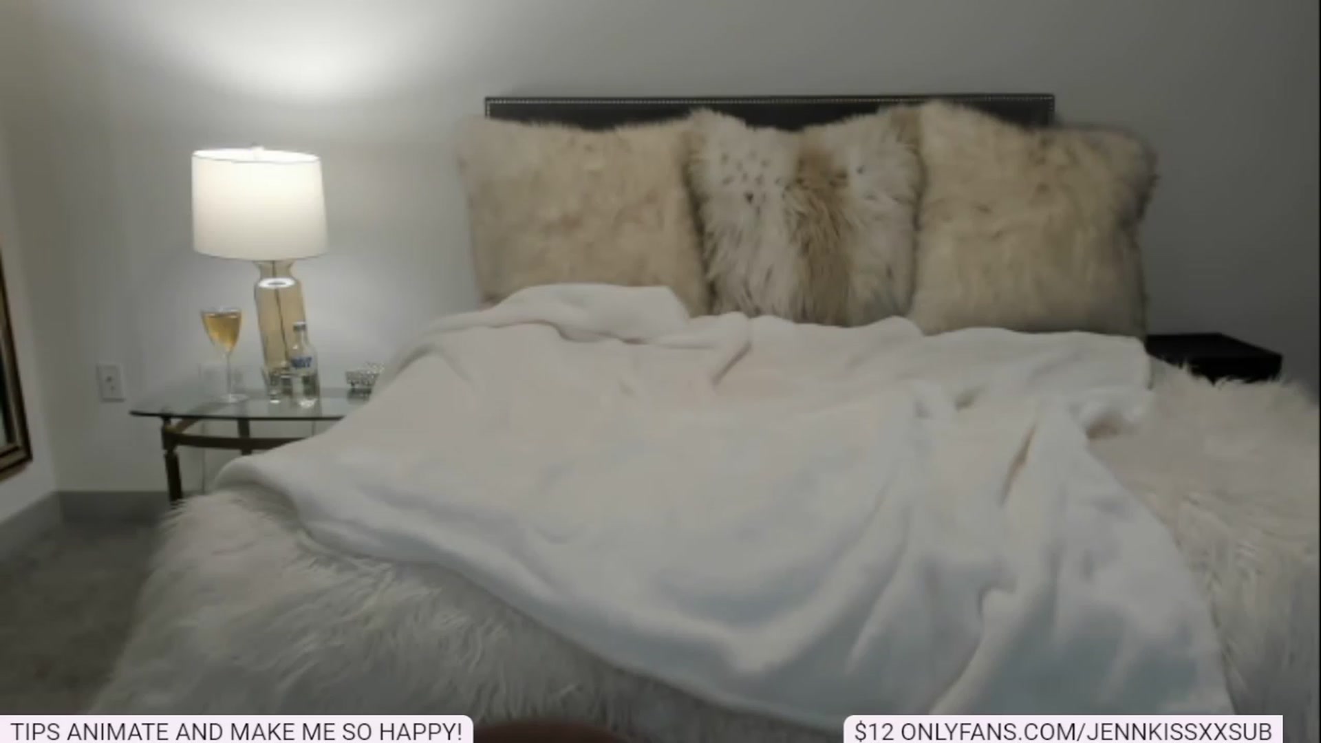 Gallery image thumbnail from JennkissxxSUB's myfreecams stream on, 02/15/2023, 11:12 image 8 of 20