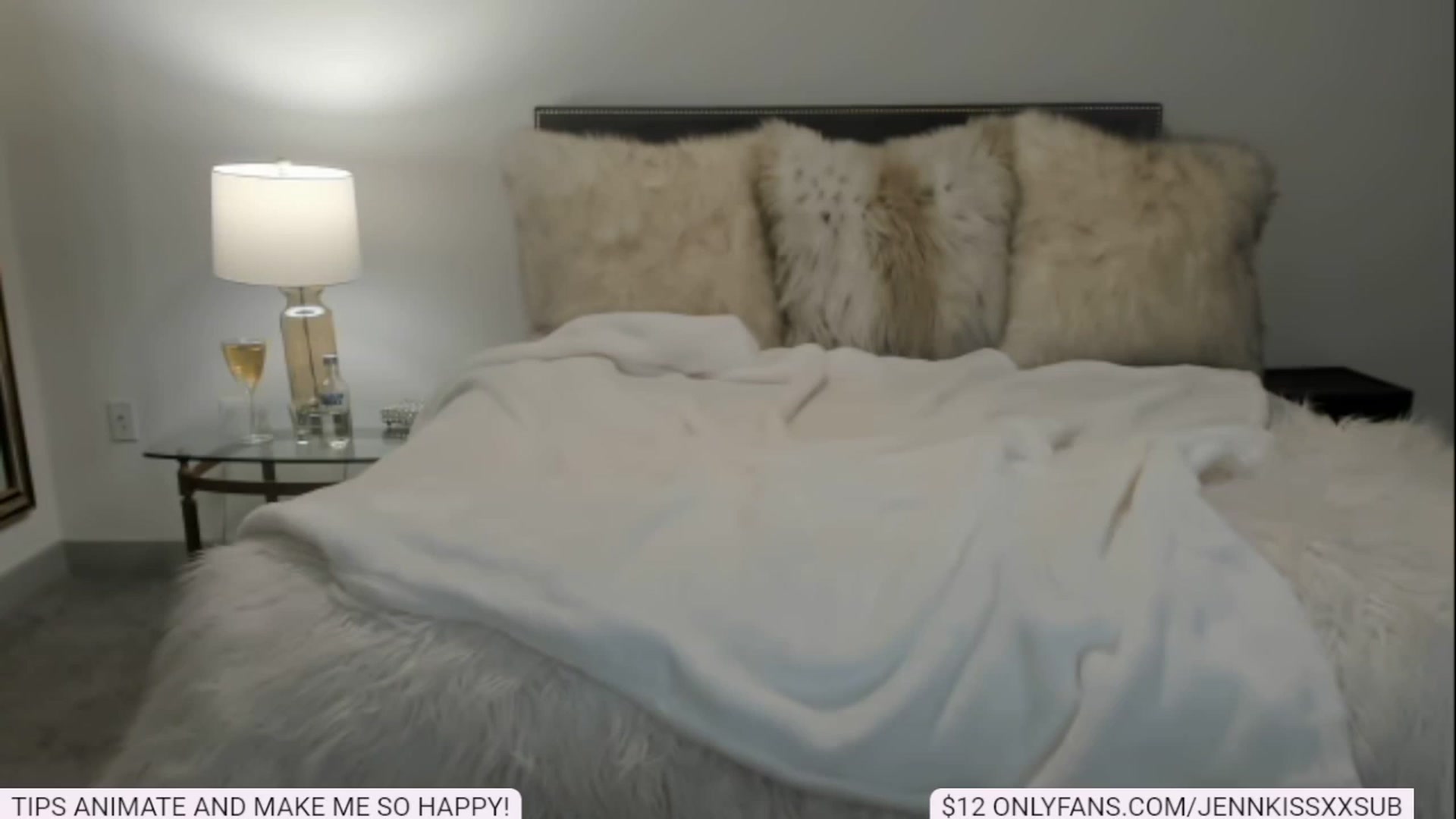 Gallery image thumbnail from JennkissxxSUB's myfreecams stream on, 02/15/2023, 13:03 image 11 of 20