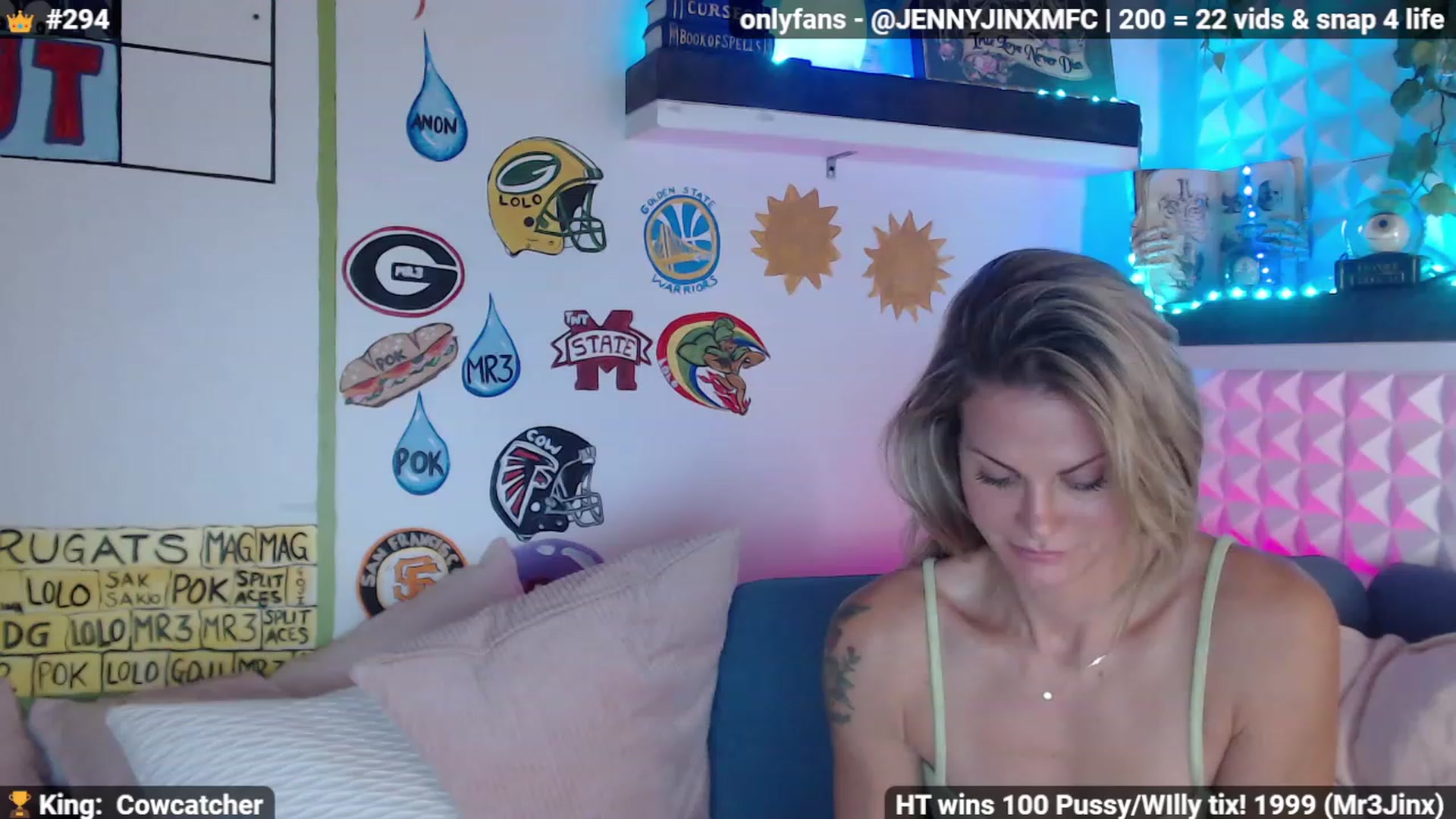 Gallery image thumbnail from Jennnay's myfreecams stream on, 11/20/2022, 03:58 image 19 of 20