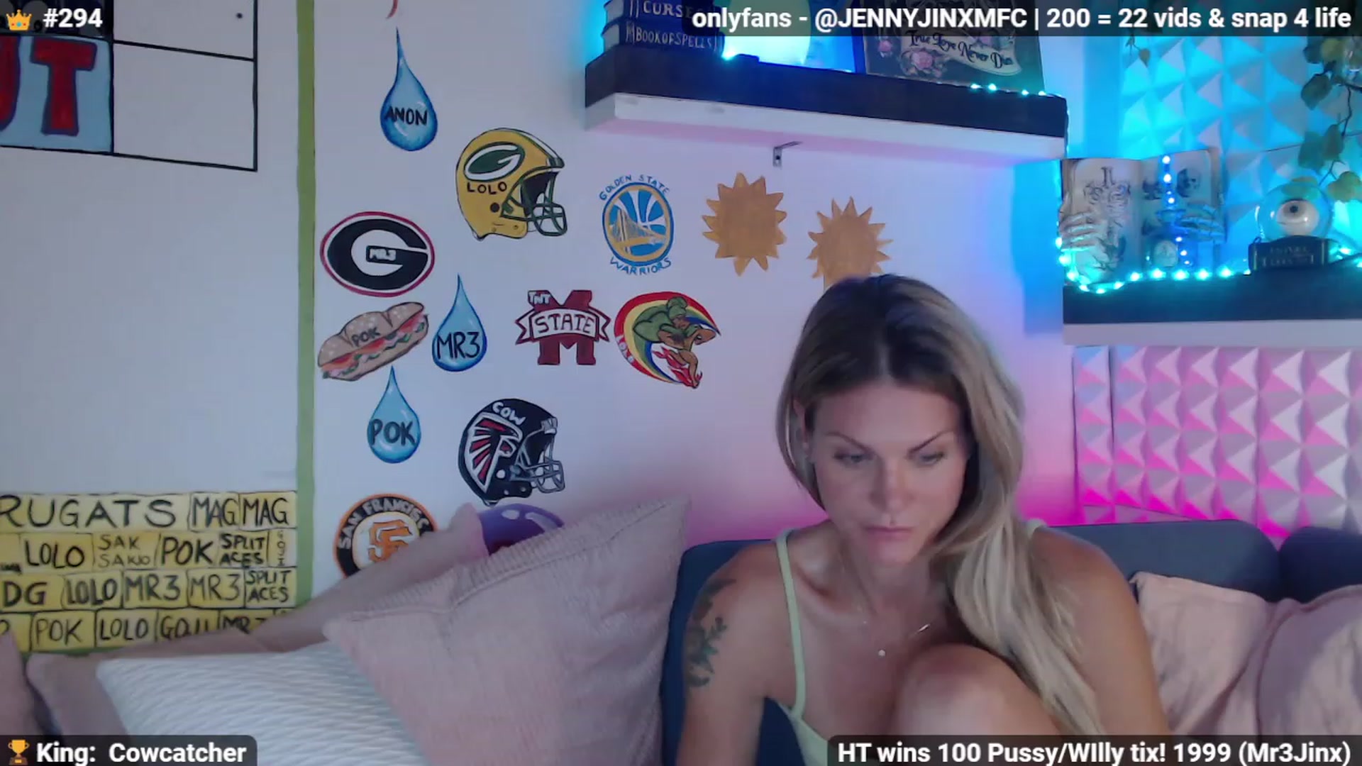 Gallery image thumbnail from Jennnay's myfreecams stream on, 11/20/2022, 03:58 image 18 of 20