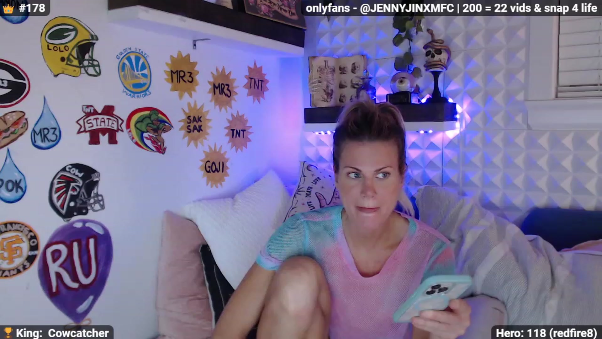 Gallery image thumbnail from Jennnay's myfreecams stream on, 11/28/2022, 04:39 image 18 of 20