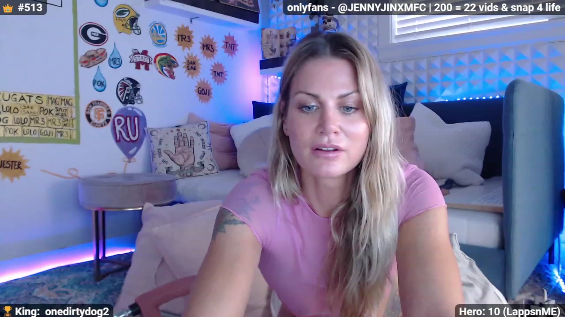 Gallery image thumbnail from Jennnay's myfreecams stream on, 12/01/2022, 22:06 image 7 of 20