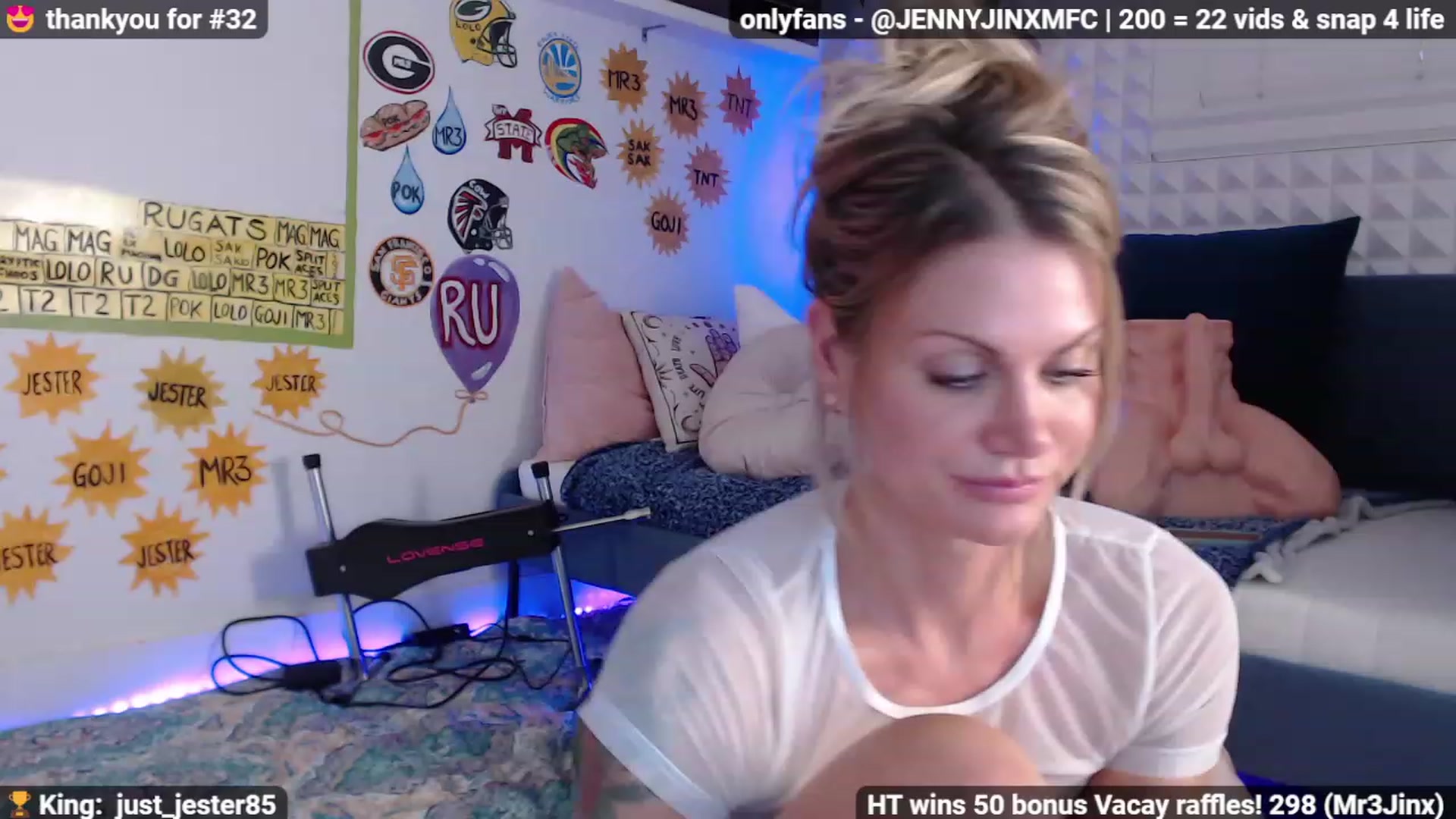 Gallery image thumbnail from Jennnay's myfreecams stream on, 12/06/2022, 24:37 image 11 of 20