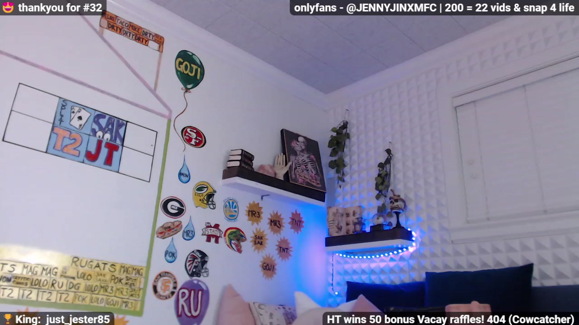 Gallery image thumbnail from Jennnay's myfreecams stream on, 12/06/2022, 24:36 image 10 of 20