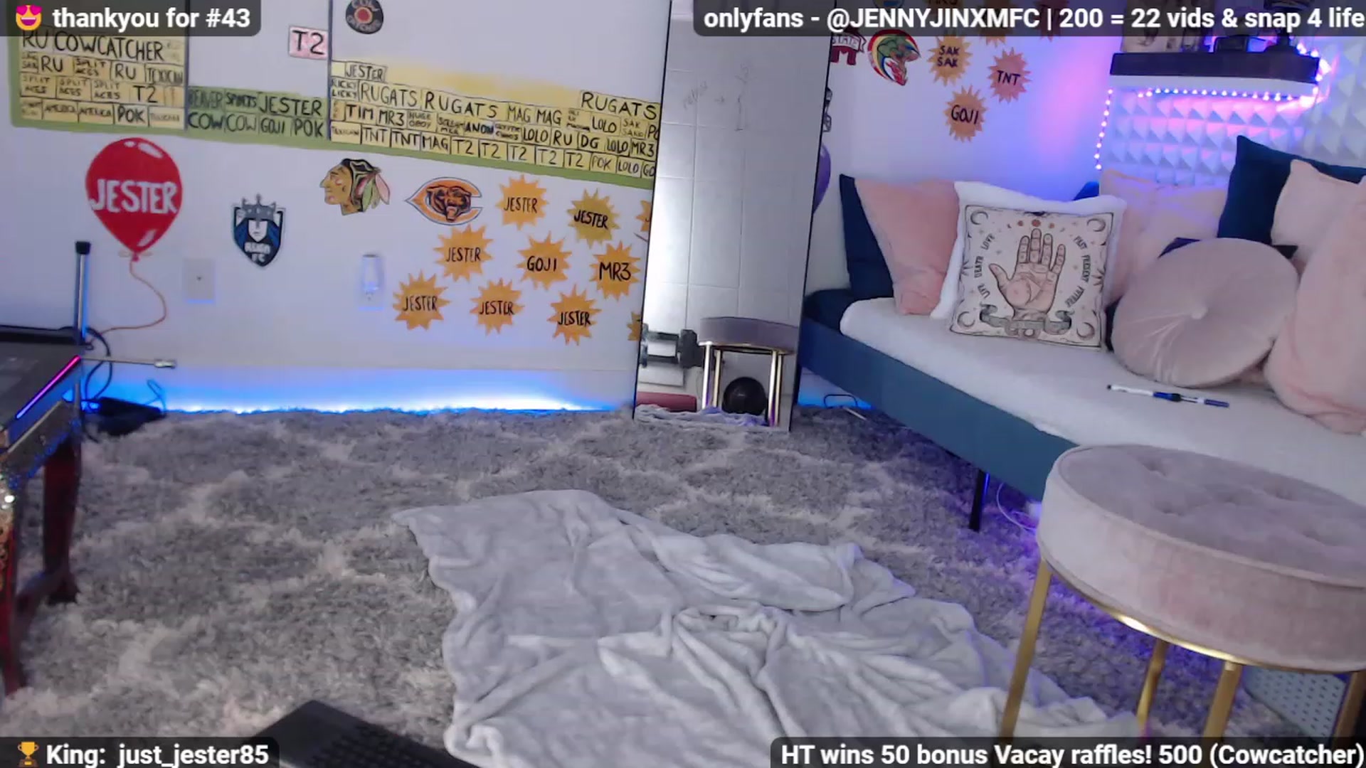 Gallery image thumbnail from Jennnay's myfreecams stream on, 12/11/2022, 22:46 image 13 of 20