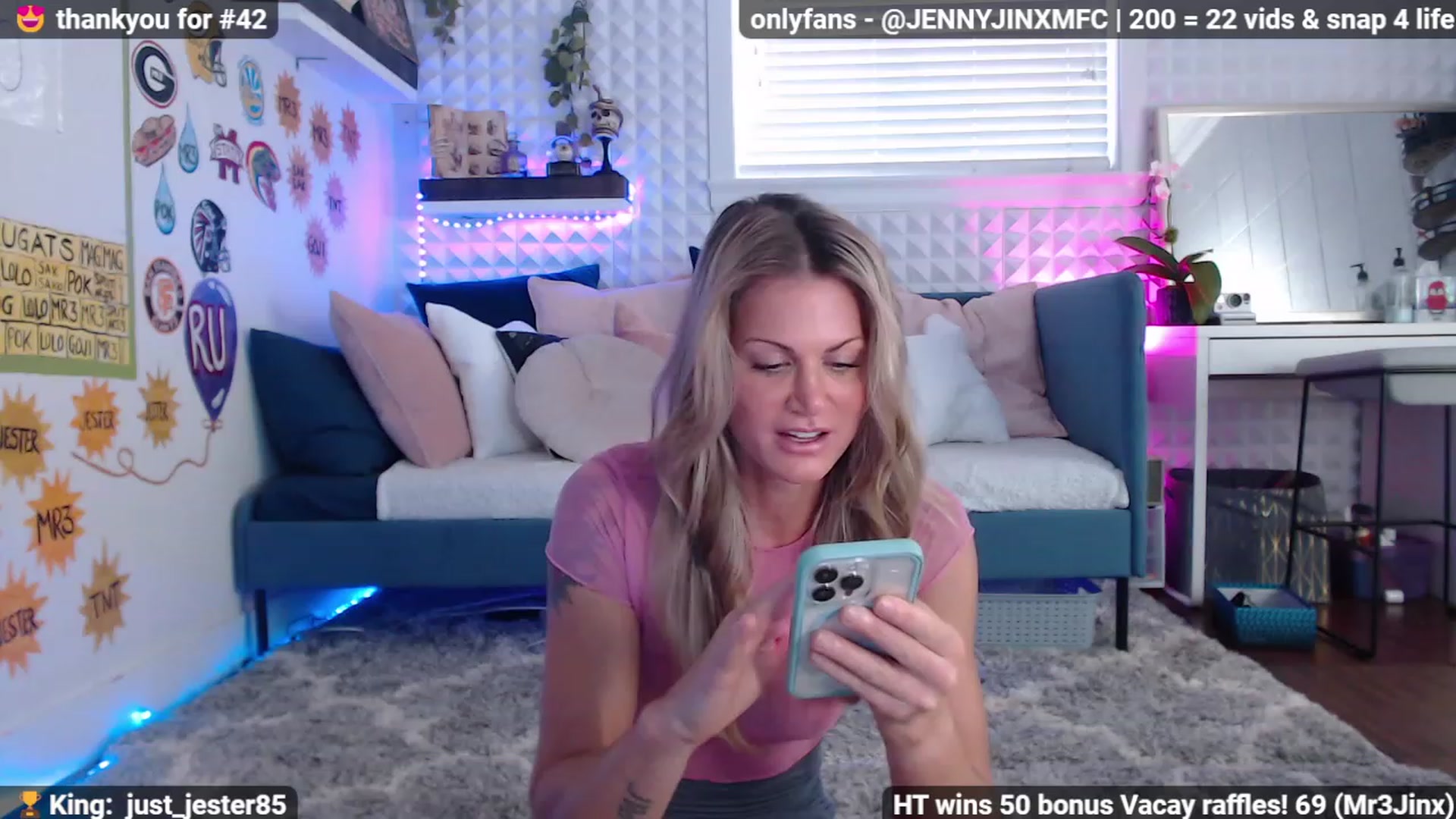 Gallery image thumbnail from Jennnay's myfreecams stream on, 12/12/2022, 21:02 image 14 of 20