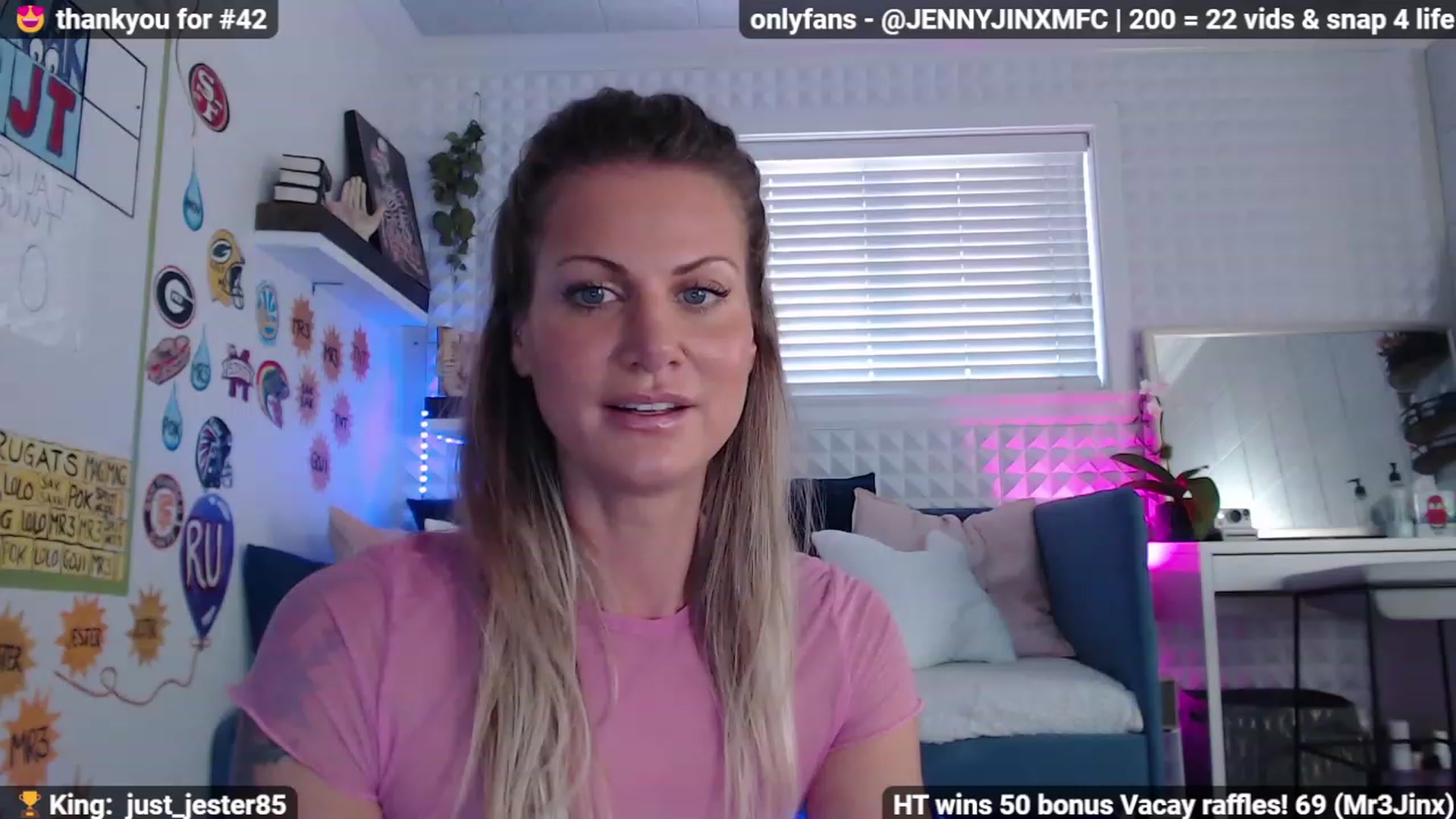 Gallery image thumbnail from Jennnay's myfreecams stream on, 12/12/2022, 21:02 image 9 of 20