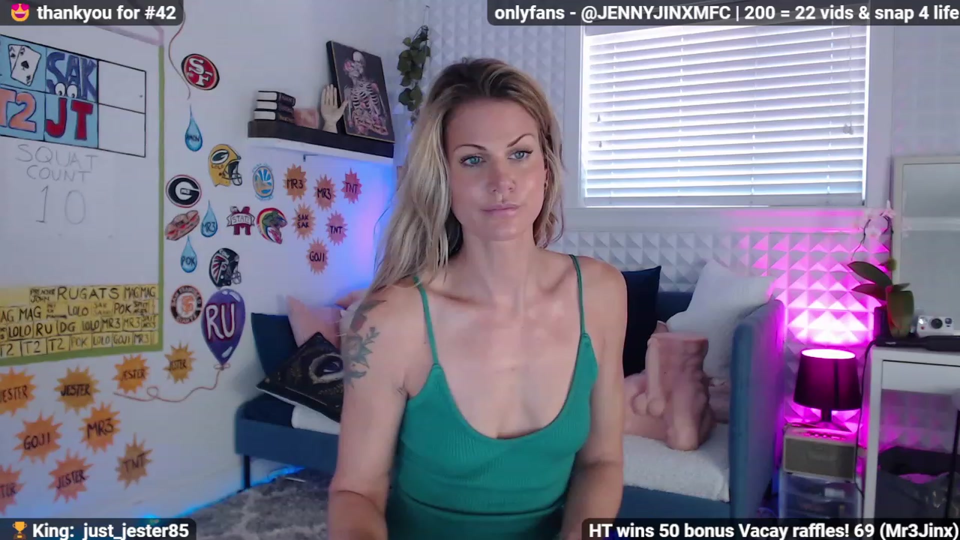 Gallery image thumbnail from Jennnay's myfreecams stream on, 12/12/2022, 22:18 image 2 of 20