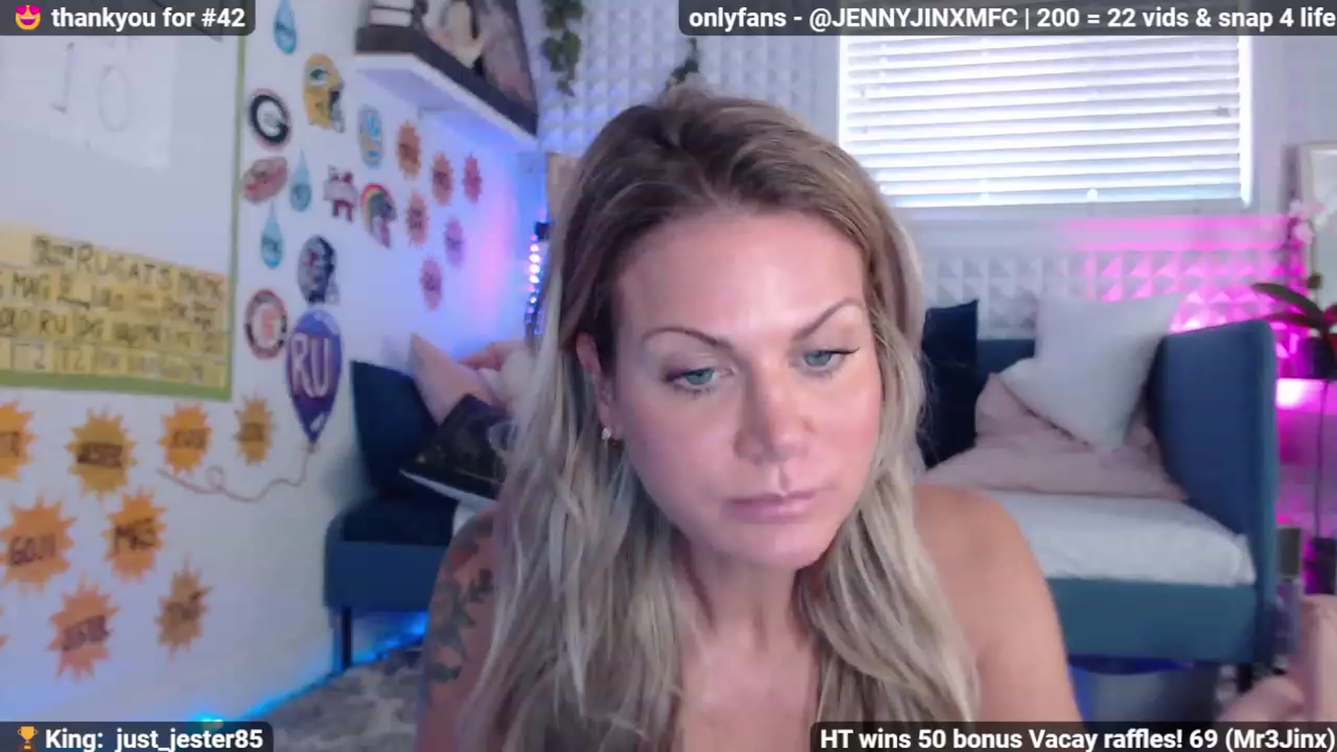 Gallery image thumbnail from Jennnay's myfreecams stream on, 12/12/2022, 22:18 image 11 of 20