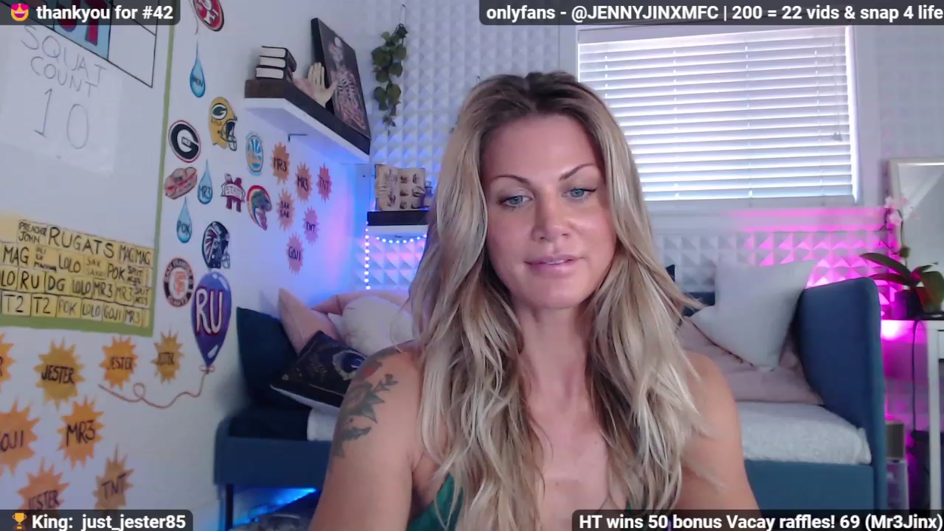 Gallery image thumbnail from Jennnay's myfreecams stream on, 12/12/2022, 22:18 image 19 of 20