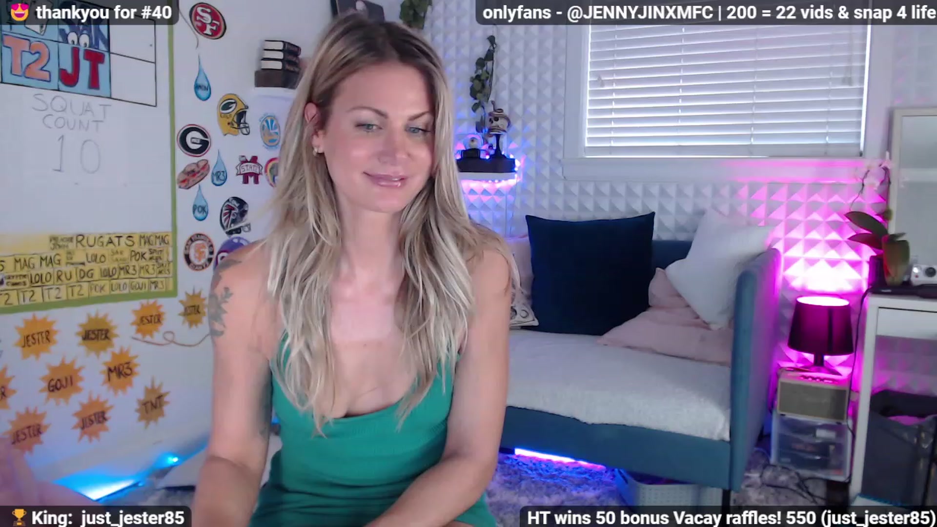 Gallery image thumbnail from Jennnay's myfreecams stream on, 12/12/2022, 23:22 image 15 of 20