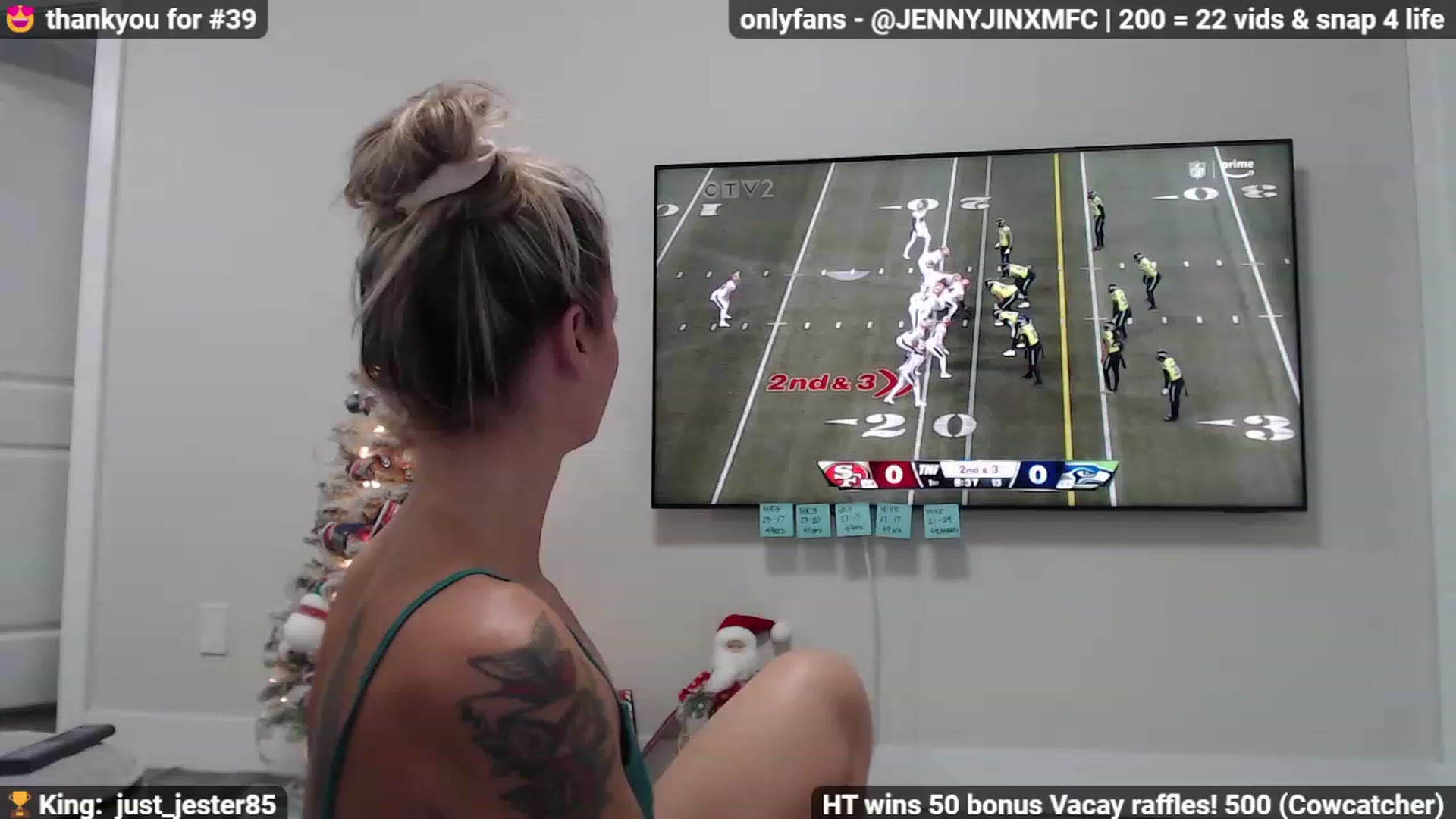 Gallery image thumbnail from Jennnay's myfreecams stream on, 12/16/2022, 01:47 image 7 of 20