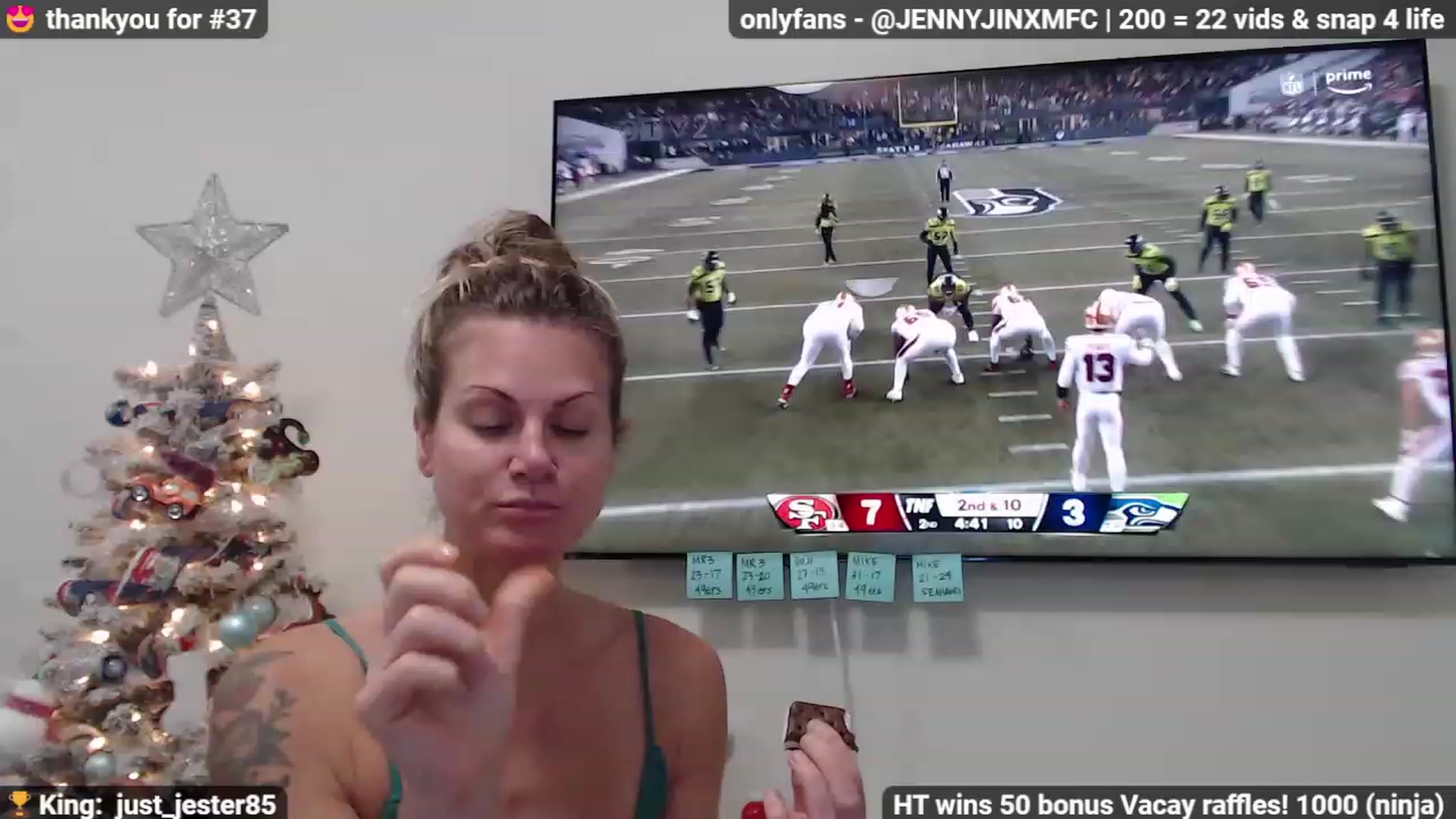 Gallery image thumbnail from Jennnay's myfreecams stream on, 12/16/2022, 04:26 image 1 of 20