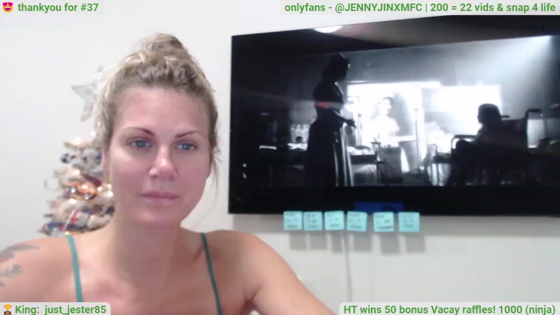Gallery image thumbnail from Jennnay's myfreecams stream on, 12/16/2022, 04:26 image 16 of 20