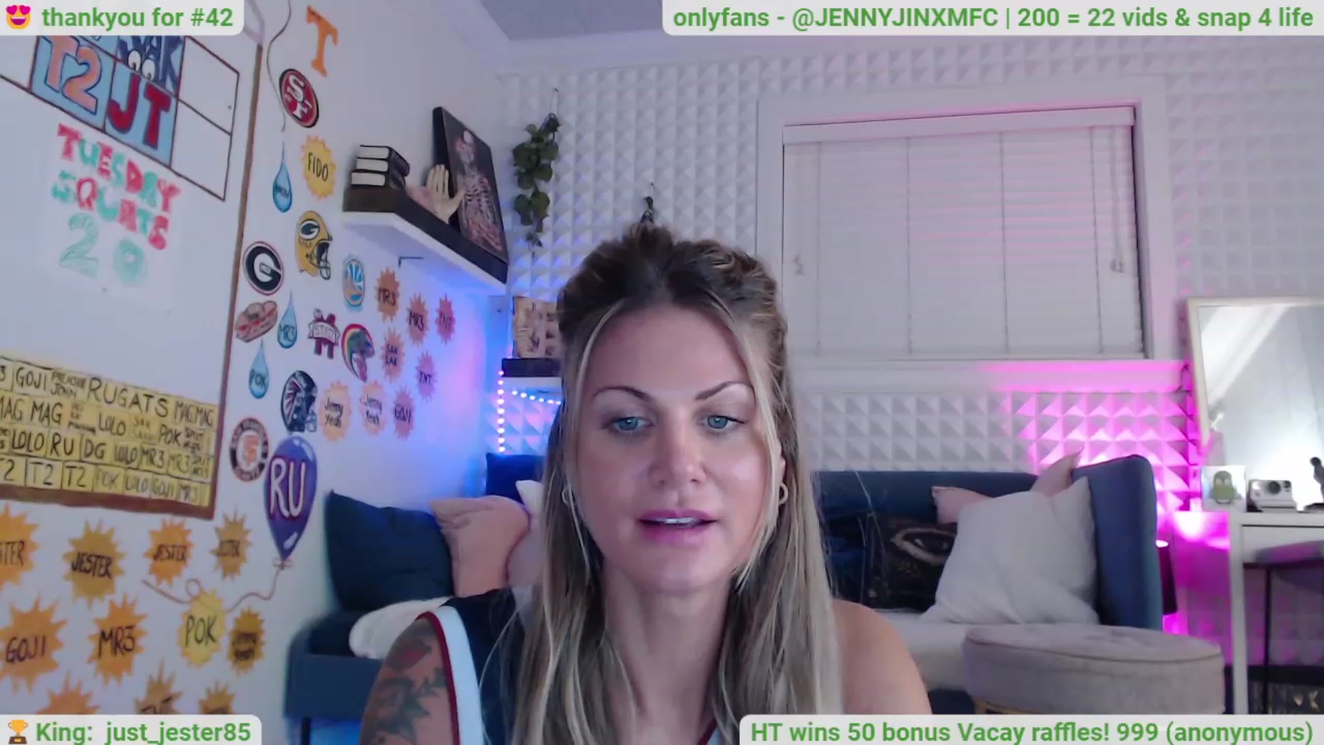 Gallery image thumbnail from Jennnay's myfreecams stream on, 12/21/2022, 05:38 image 17 of 20