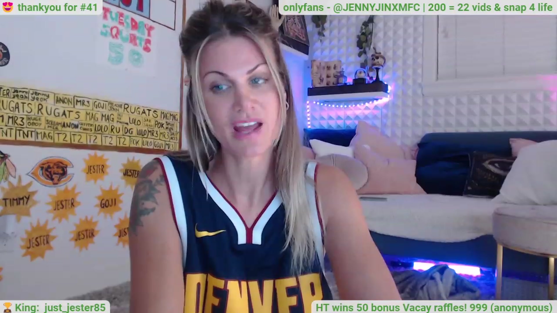 Gallery image thumbnail from Jennnay's myfreecams stream on, 12/21/2022, 05:38 image 19 of 20