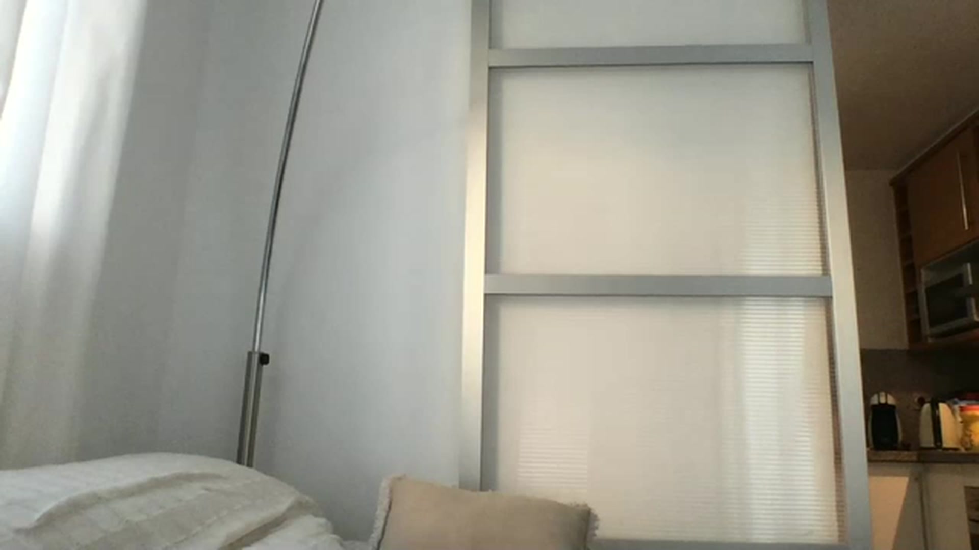 Gallery image thumbnail from Jennnay's myfreecams stream on, 12/31/2022, 08:41 image 14 of 20