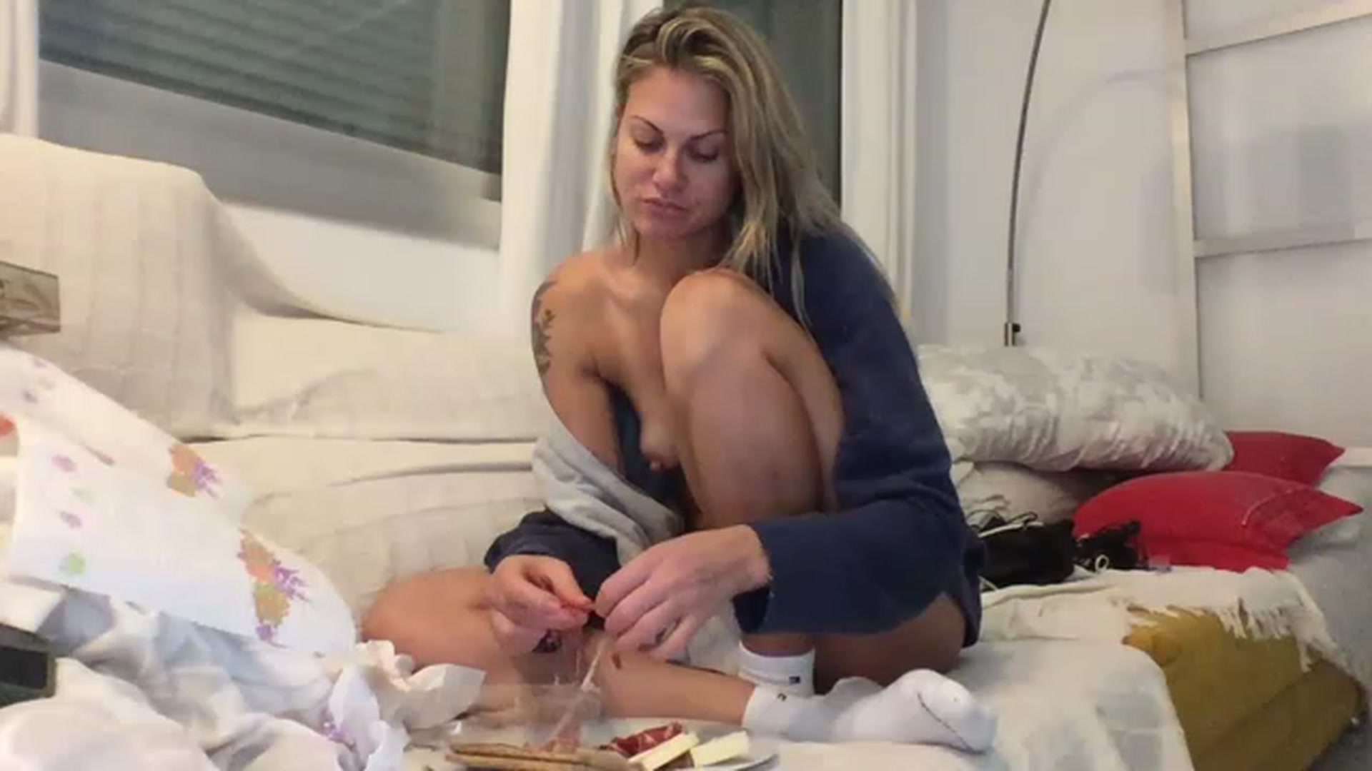 Gallery image thumbnail from Jennnay's myfreecams stream on, 01/01/2023, 07:21 image 15 of 20