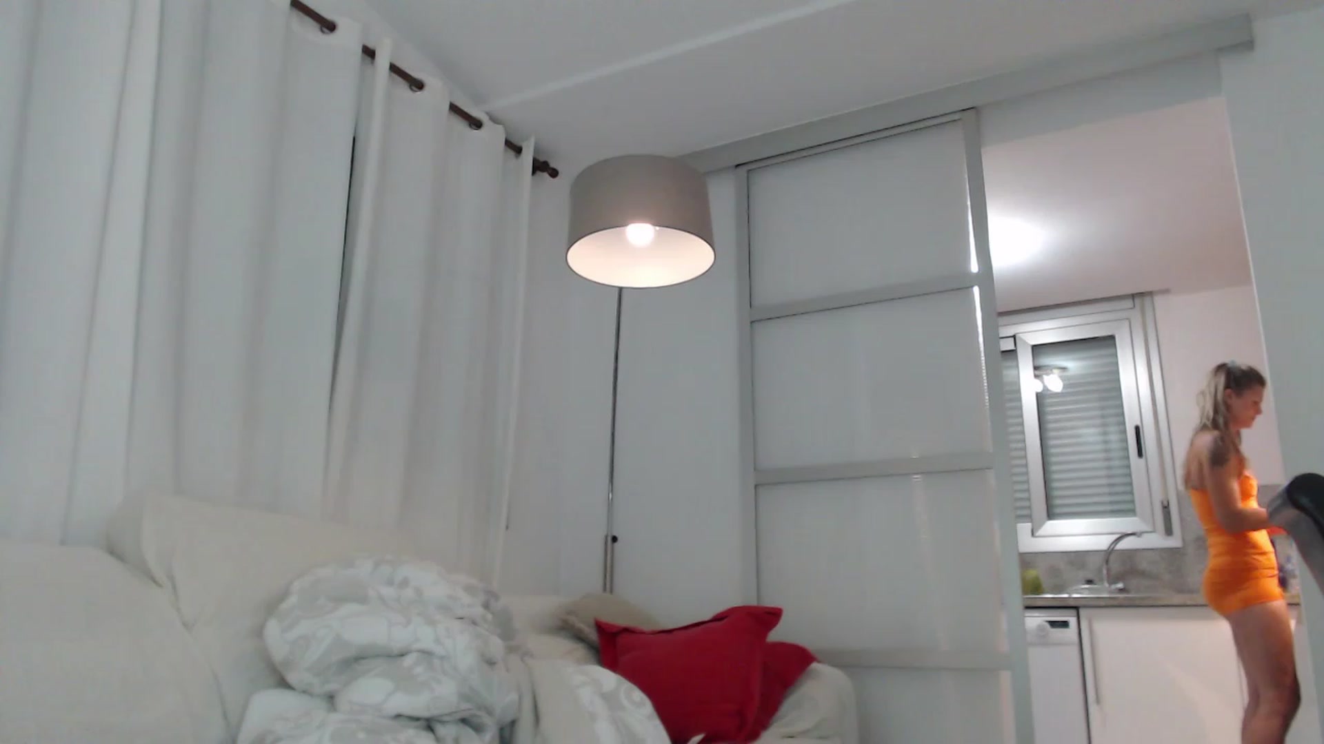 Gallery image thumbnail from Jennnay's myfreecams stream on, 01/03/2023, 07:18 image 4 of 20