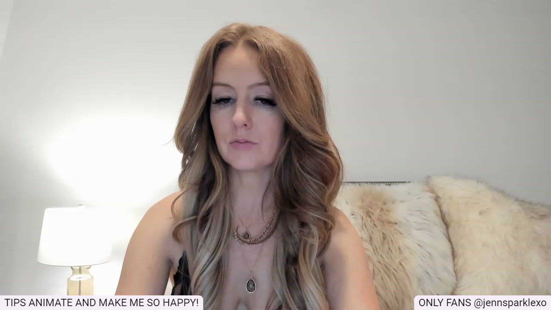 Gallery image thumbnail from Jennsparklexo's myfreecams stream on, 03/09/2023, 10:05 image 16 of 20
