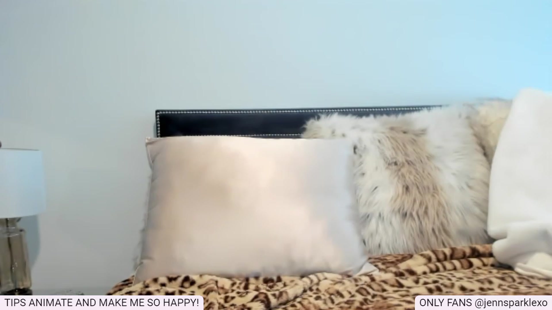 Gallery image thumbnail from Jennsparklexo's myfreecams stream on, 03/21/2023, 23:15 image 5 of 20
