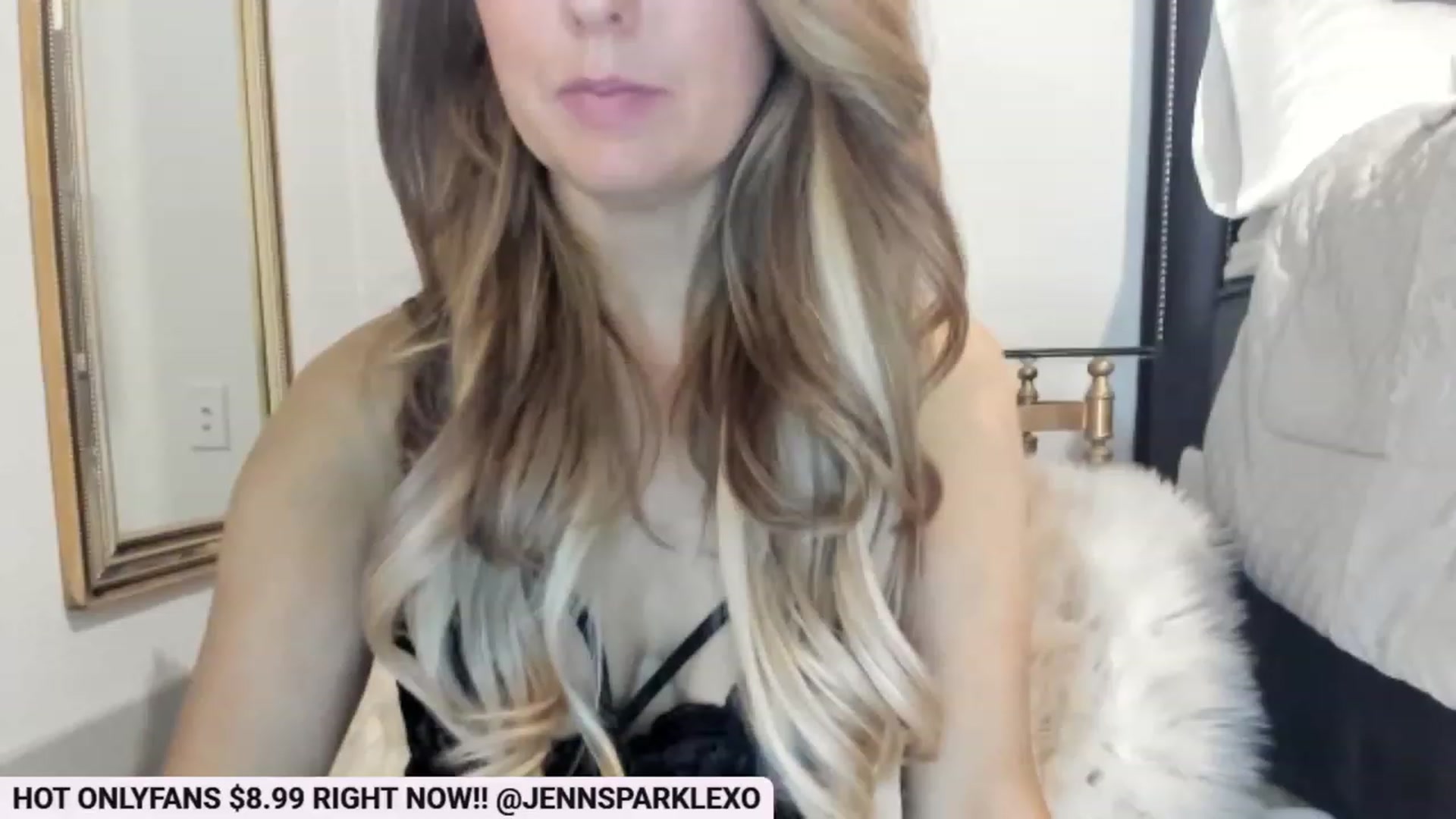 Gallery image thumbnail from Jennsparklexo's myfreecams stream on, 04/10/2023, 10:14 image 2 of 20