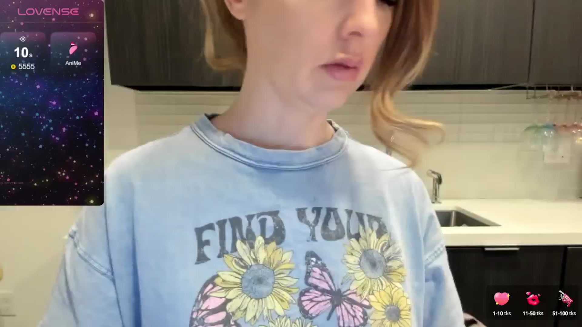 Gallery image thumbnail from Jennsparklexo's myfreecams stream on, 06/10/2024, 09:40 image 2 of 20