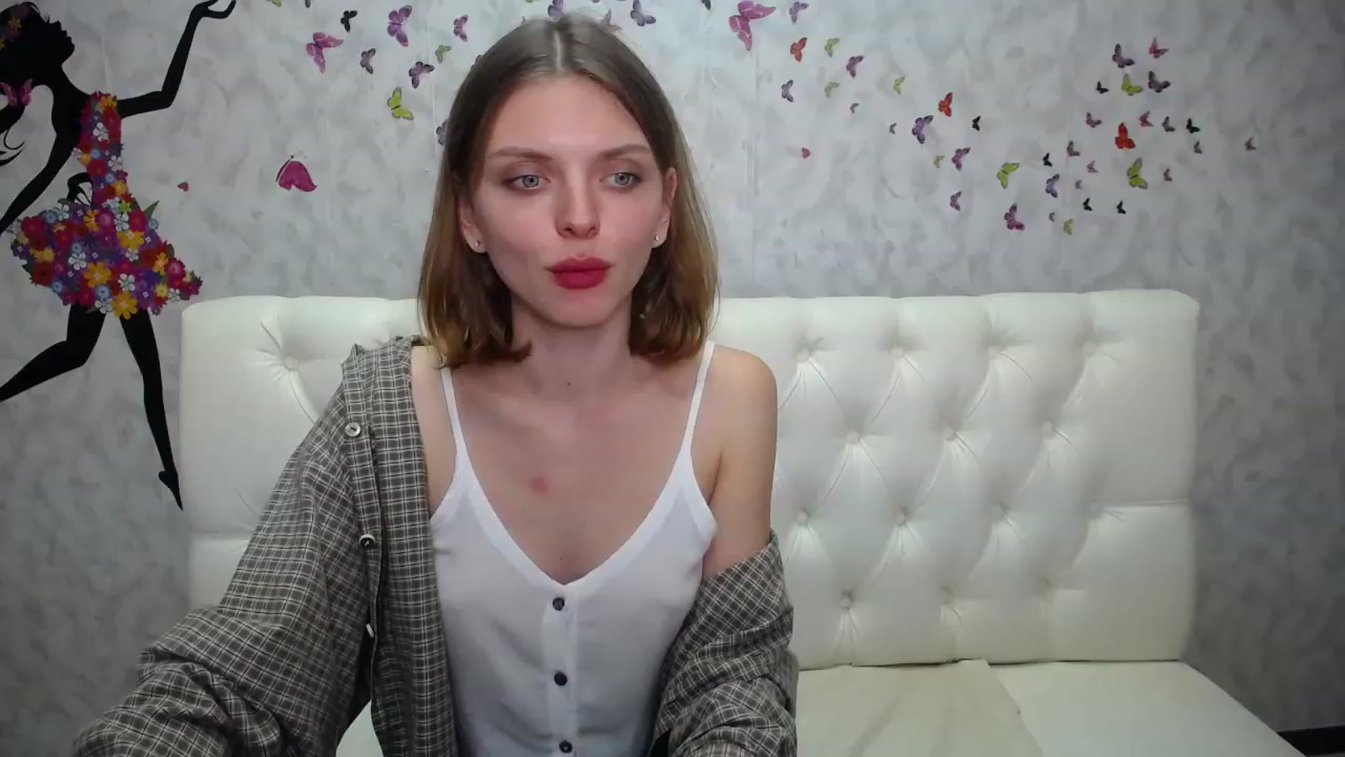 Gallery image thumbnail from JennyAmerican's myfreecams stream on, 11/30/2022, 21:06 image 1 of 20