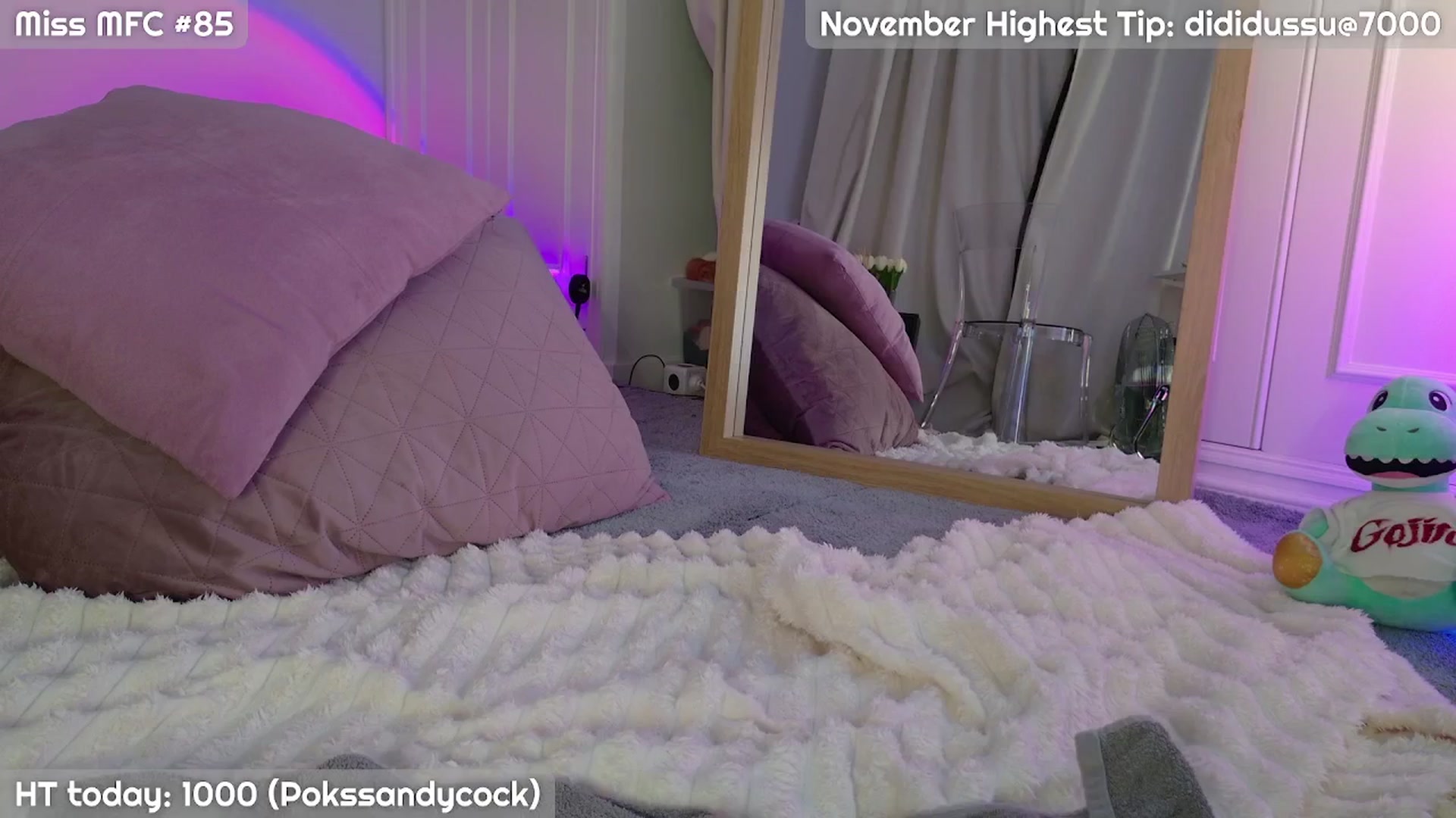 Gallery image thumbnail from JennyBear's myfreecams stream on, 11/26/2025, 02:56 image 7 of 20