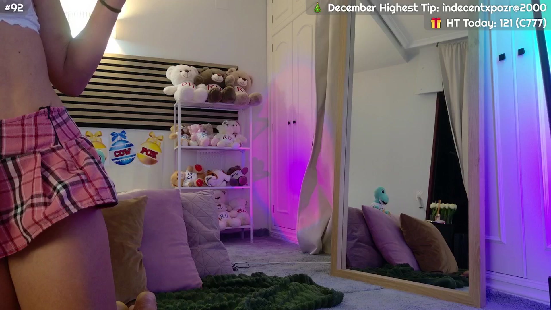 Gallery image thumbnail from JennyBear's myfreecams stream on, 12/10/2025, 08:34 image 2 of 20