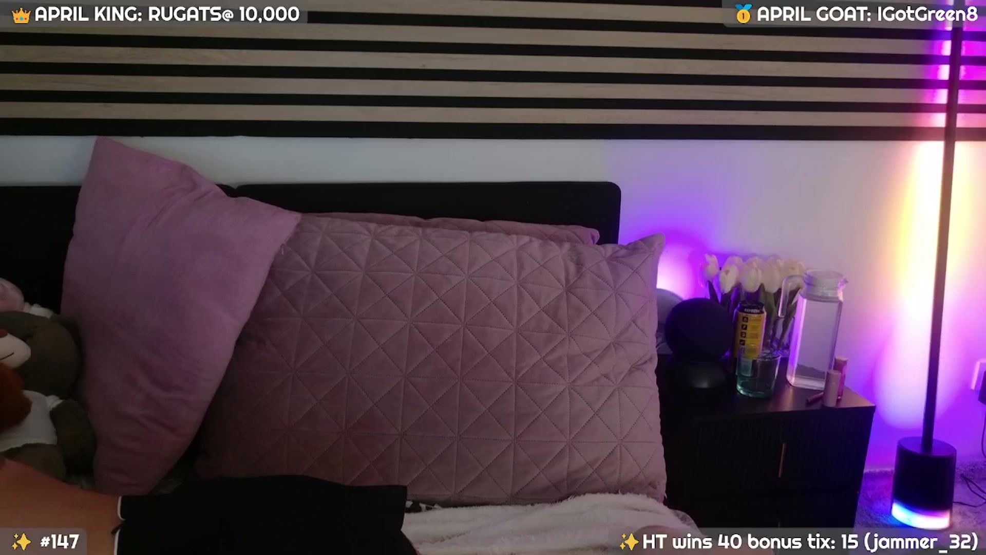Gallery image thumbnail from JennyBear's myfreecams stream on, 04/07/2026, 23:45 image 7 of 20