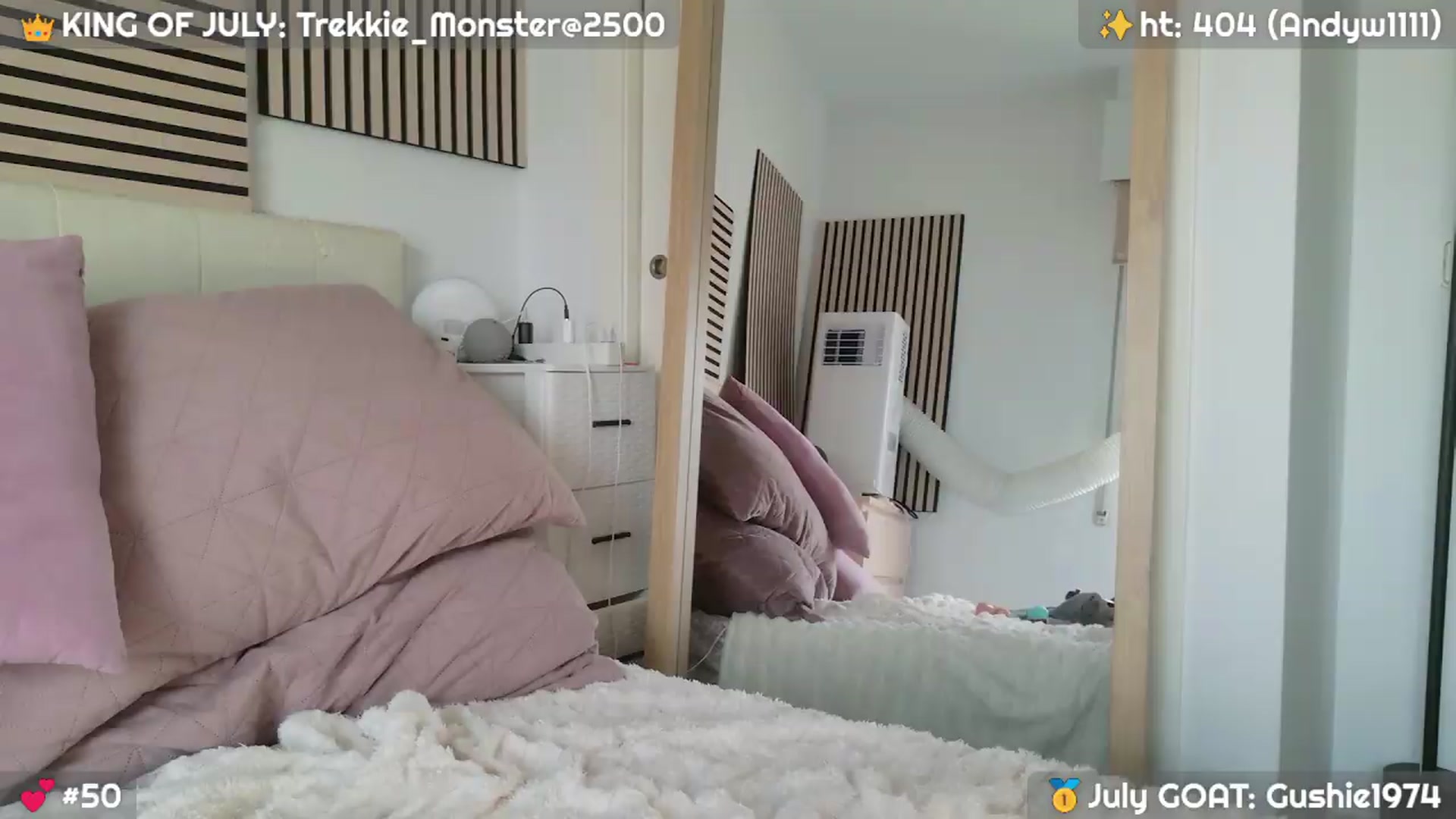 Gallery image thumbnail from JennyBear's myfreecams stream on, 07/19/2026, 13:32 image 17 of 20