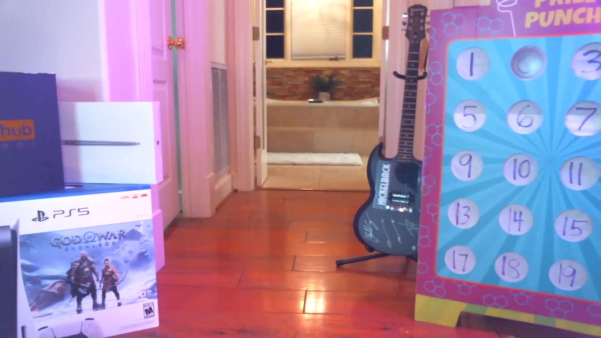Gallery image thumbnail from JennyBlighe's myfreecams stream on, 12/10/2022, 05:36 image 9 of 20