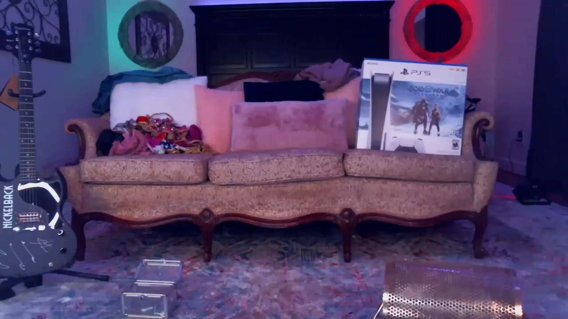 Gallery image thumbnail from JennyBlighe's myfreecams stream on, 01/20/2023, 08:35 image 5 of 20