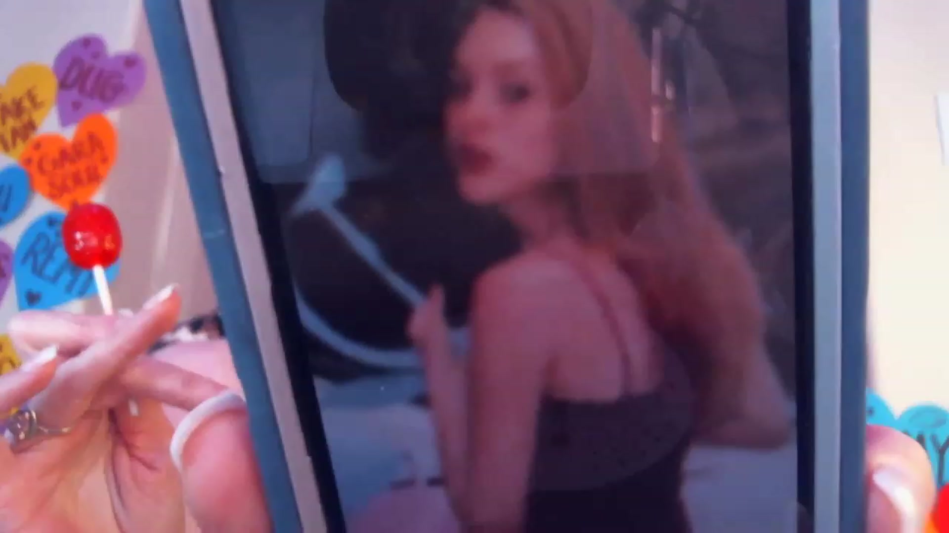 Gallery image thumbnail from JennyBlighe's myfreecams stream on, 02/12/2023, 05:06 image 19 of 20