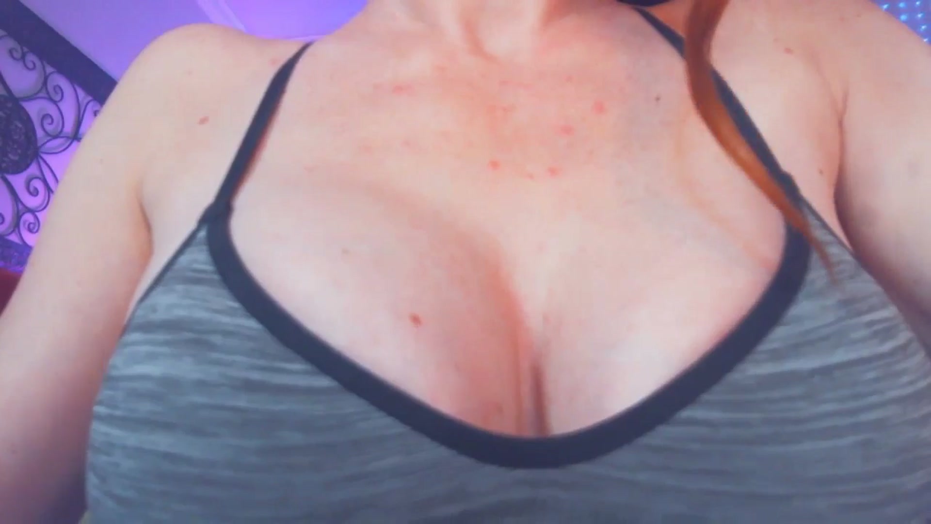 Gallery image thumbnail from JennyBlighe's myfreecams stream on, 07/01/2024, 07:19 image 7 of 20