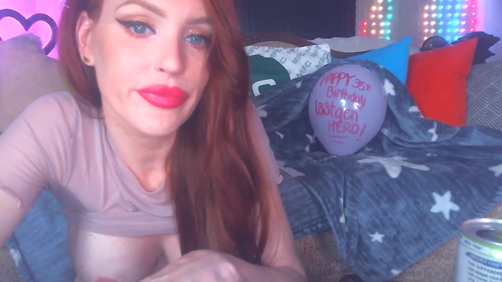 Gallery image thumbnail from JennyBlighe's myfreecams stream on, 07/13/2024, 09:33 image 14 of 20