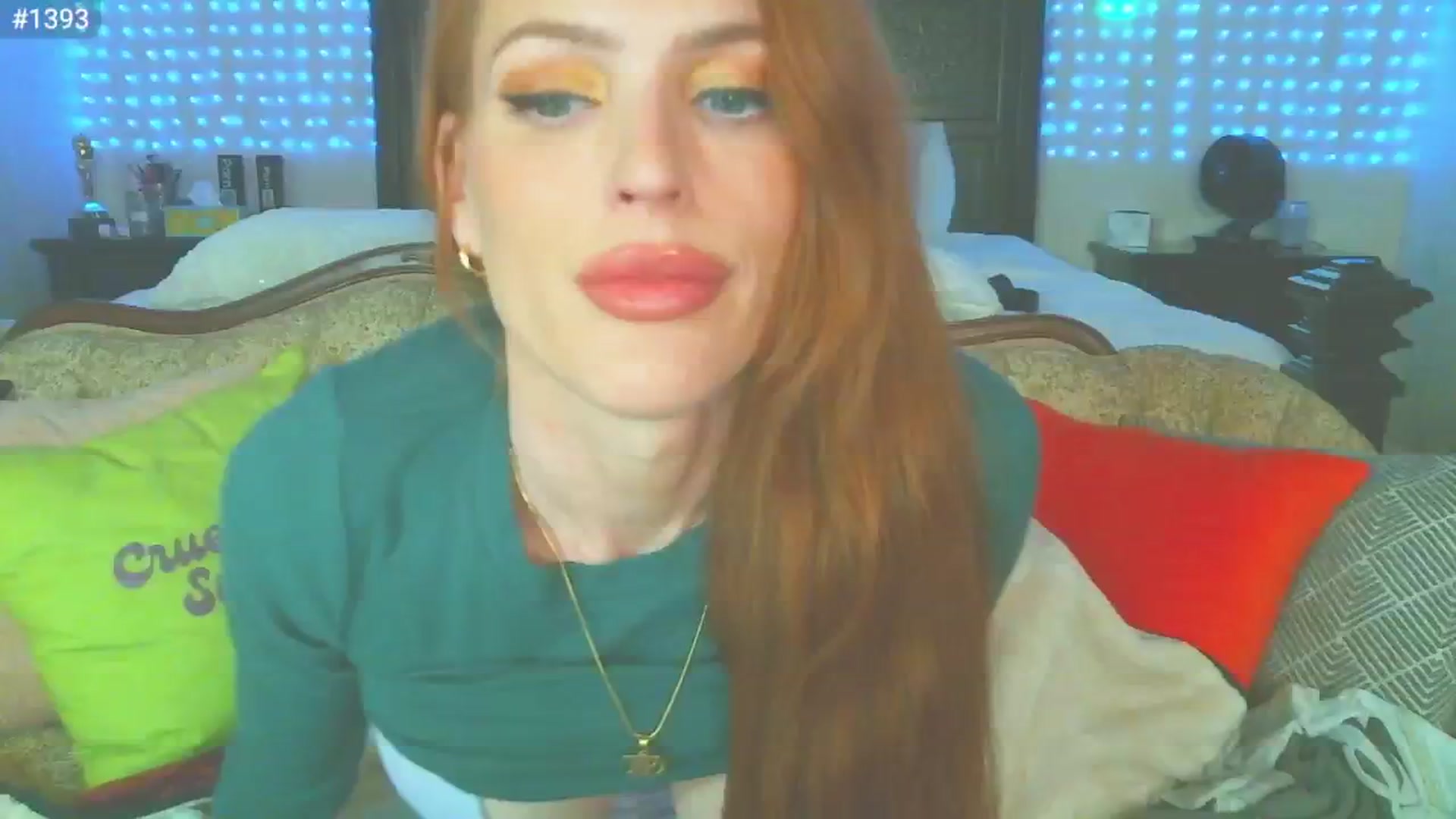 Gallery image thumbnail from JennyBlighe's myfreecams stream on, 11/09/2024, 08:38 image 7 of 20