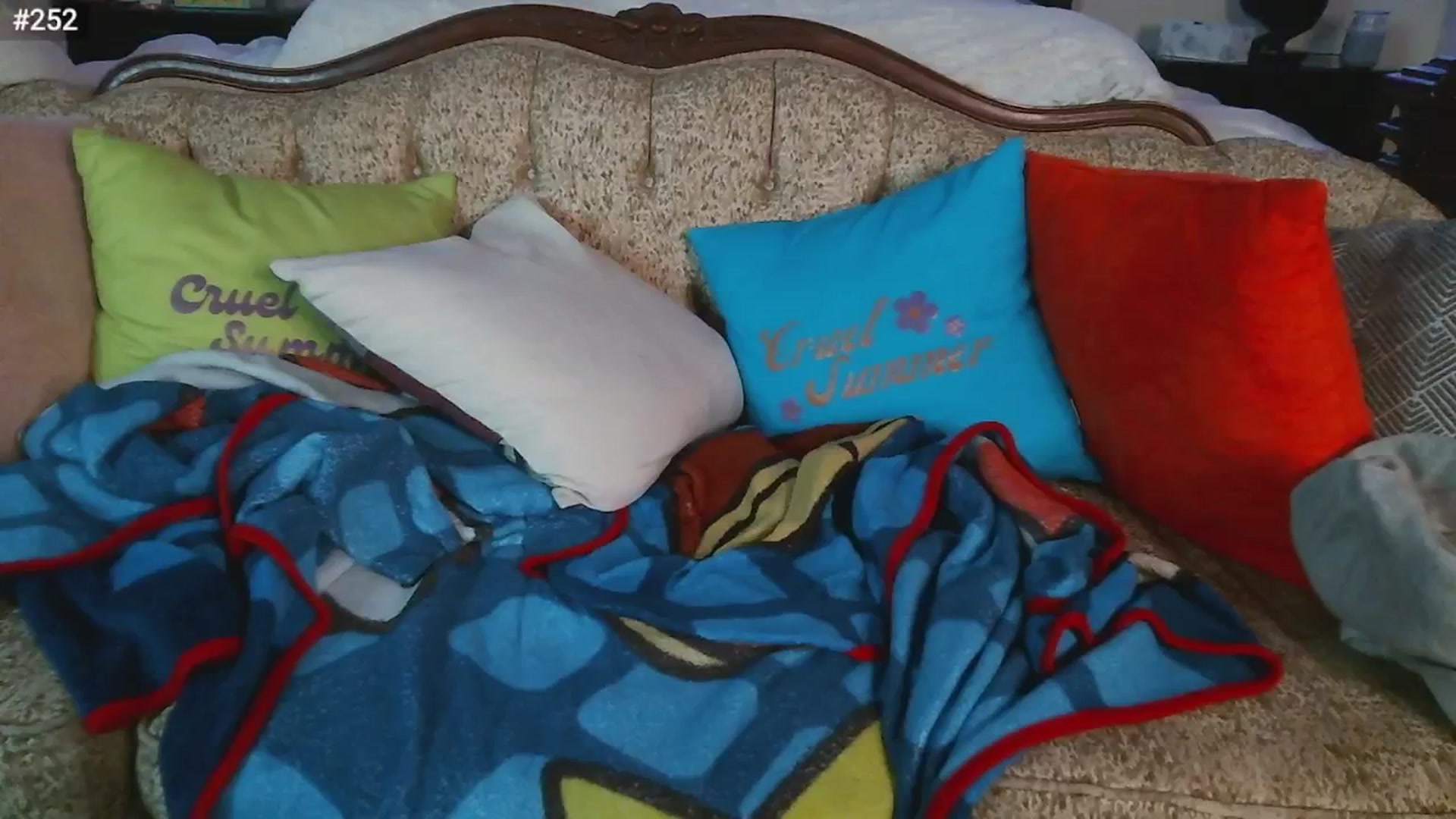 Gallery image thumbnail from JennyBlighe's myfreecams stream on, 11/21/2024, 11:32 image 3 of 20
