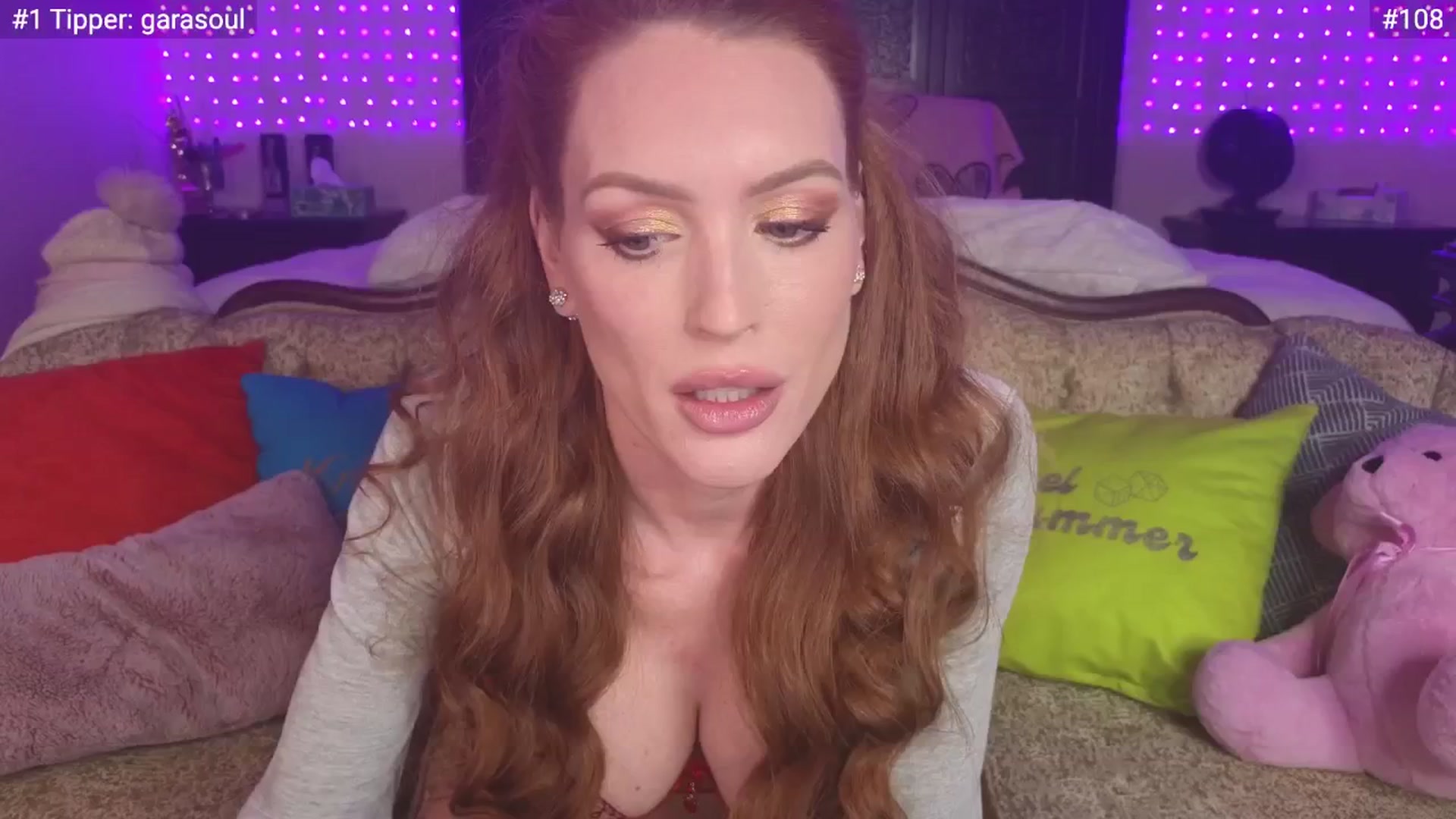 Gallery image thumbnail from JennyBlighe's myfreecams stream on, 02/15/2025, 11:36 image 2 of 20