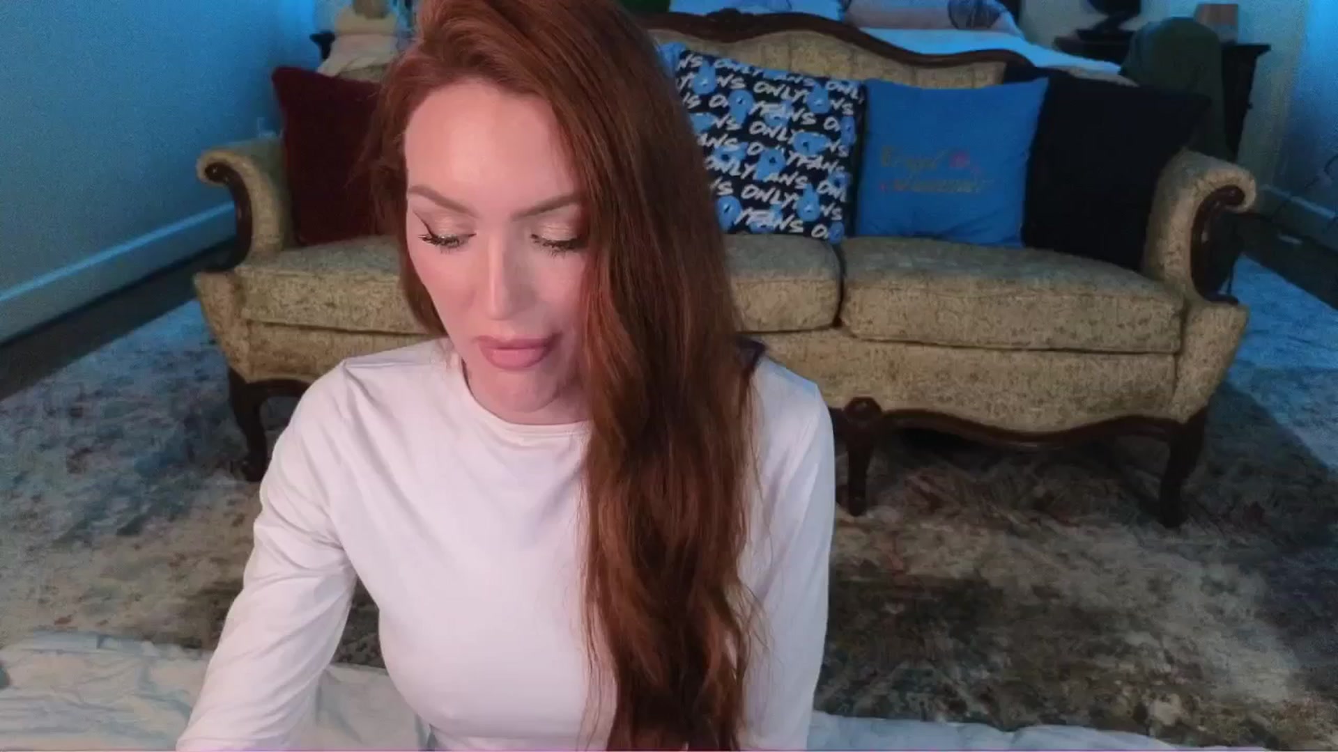 Gallery image thumbnail from JennyBlighe's myfreecams stream on, 06/16/2025, 10:47 image 12 of 20